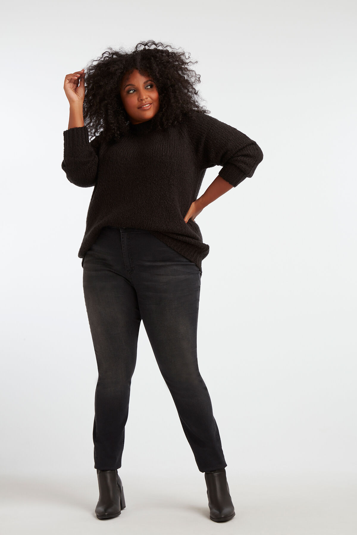 Pullover mit Rundhalsausschnitt image number 4