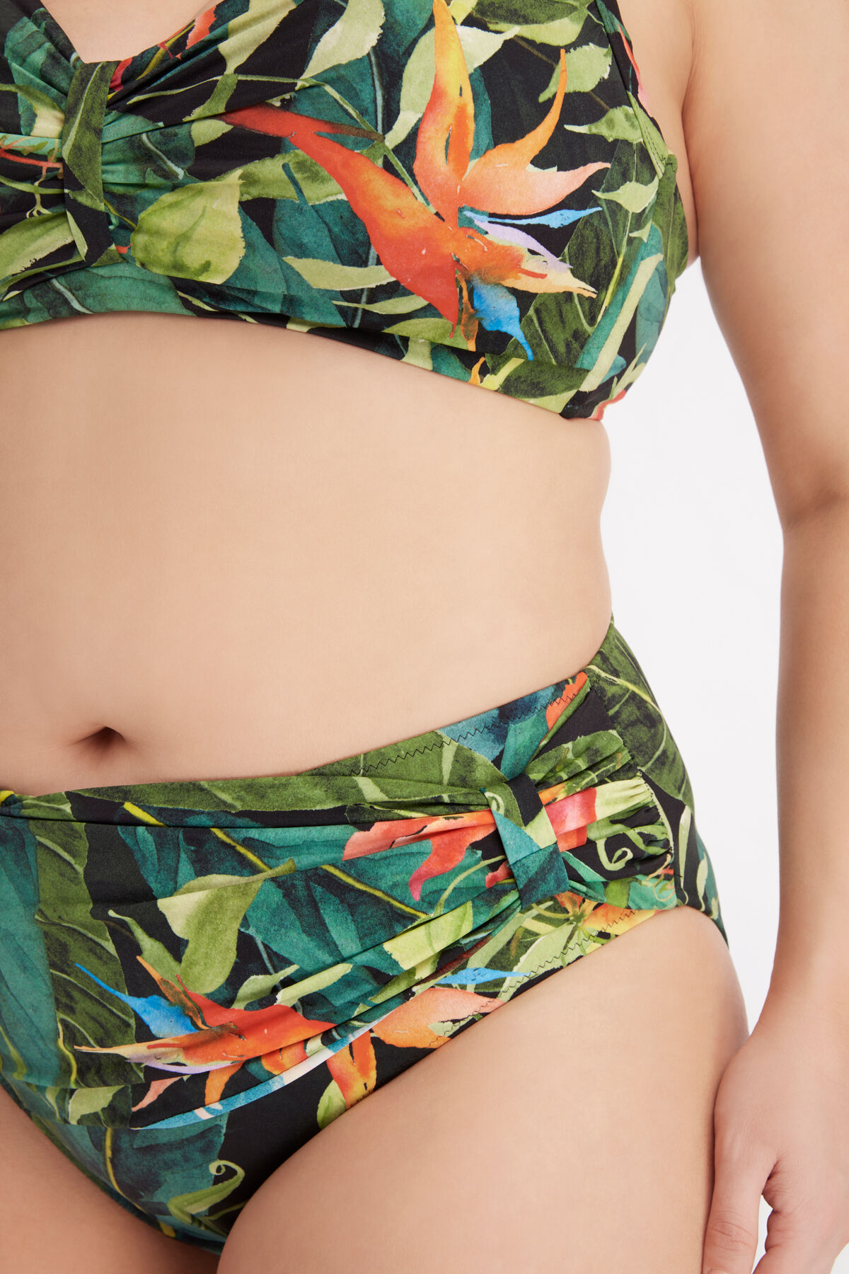 MS Mode Bikini-Oberteil mit Print image number 5