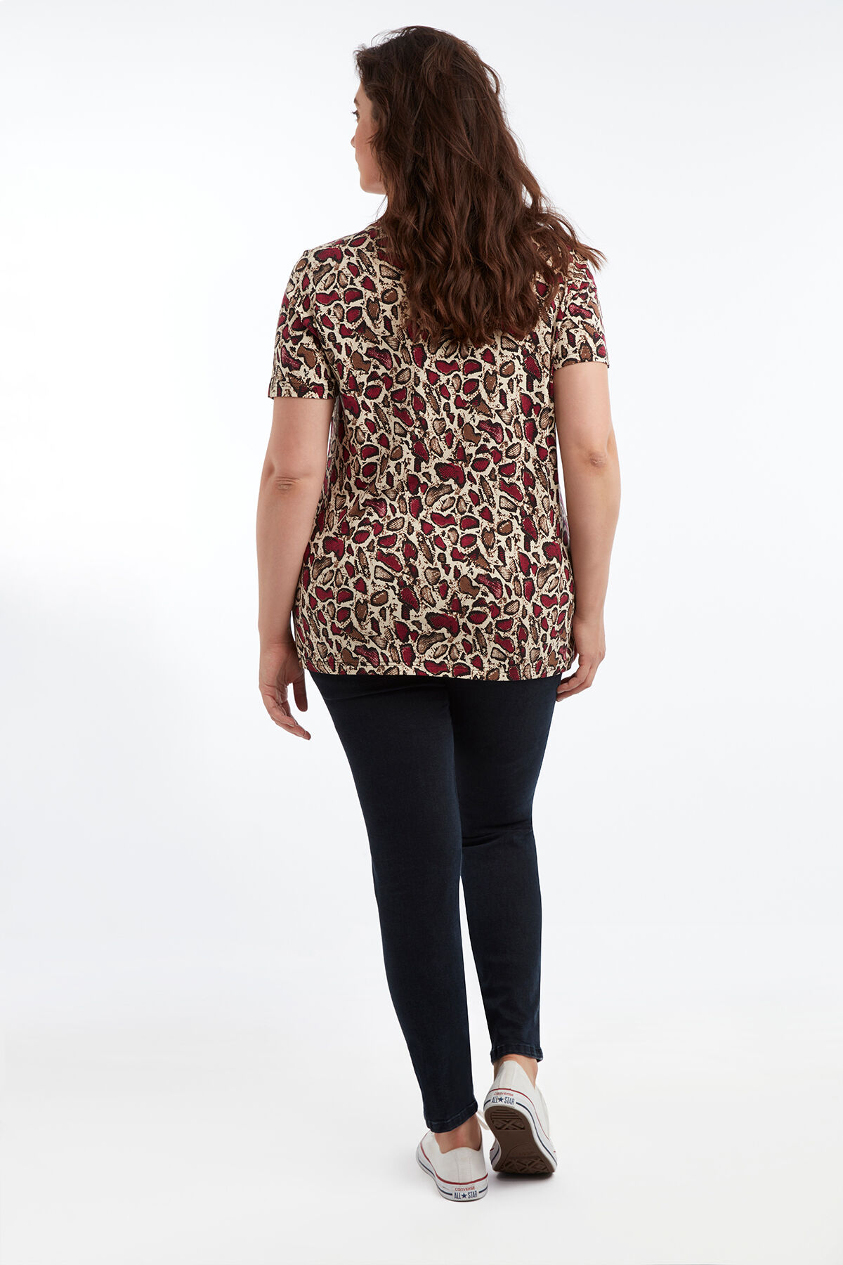 T-Shirt mit V-Ausschnitt und Print image number 4