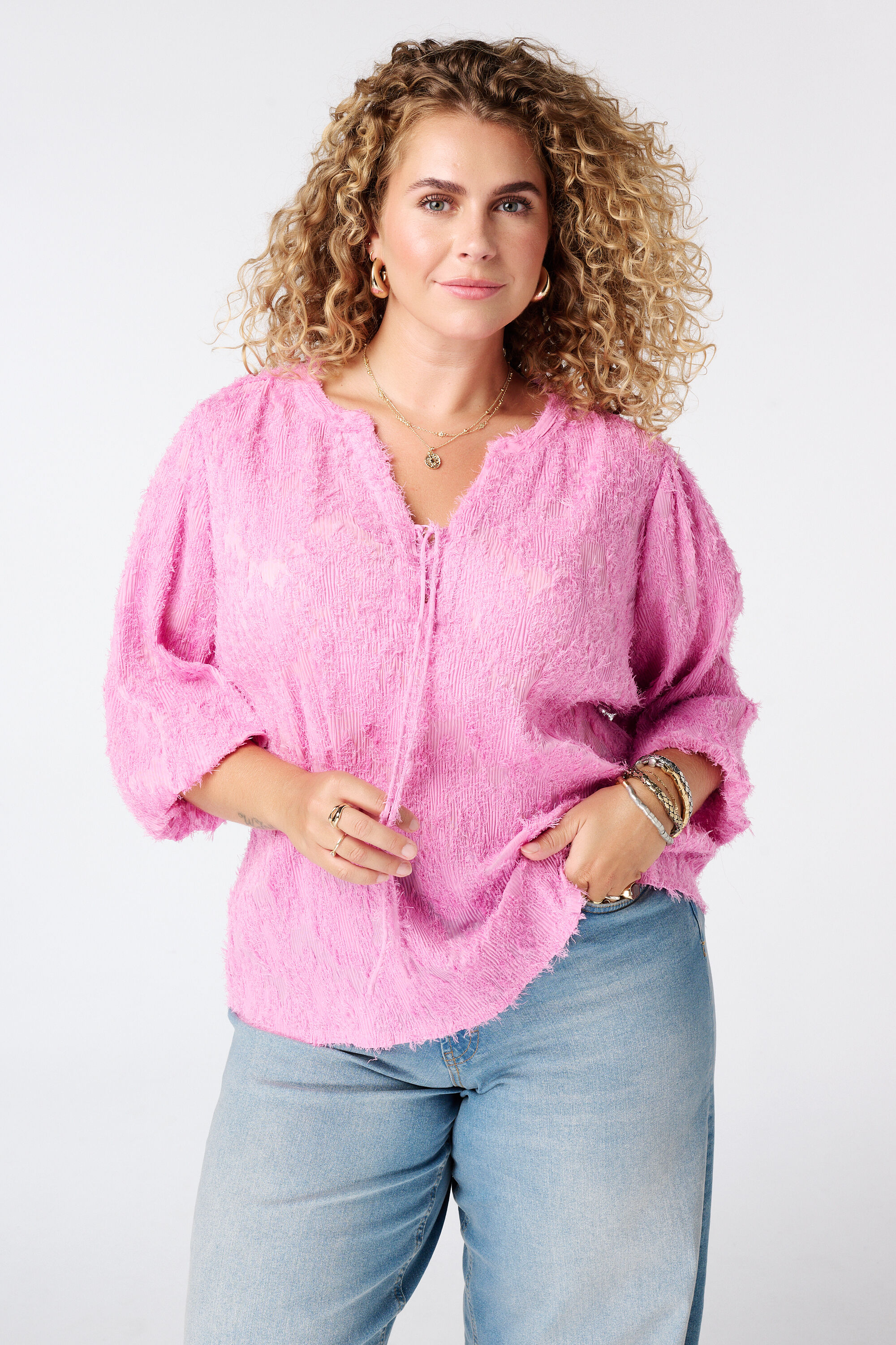 Flauschige Bluse mit V Ausschnitt image number 0