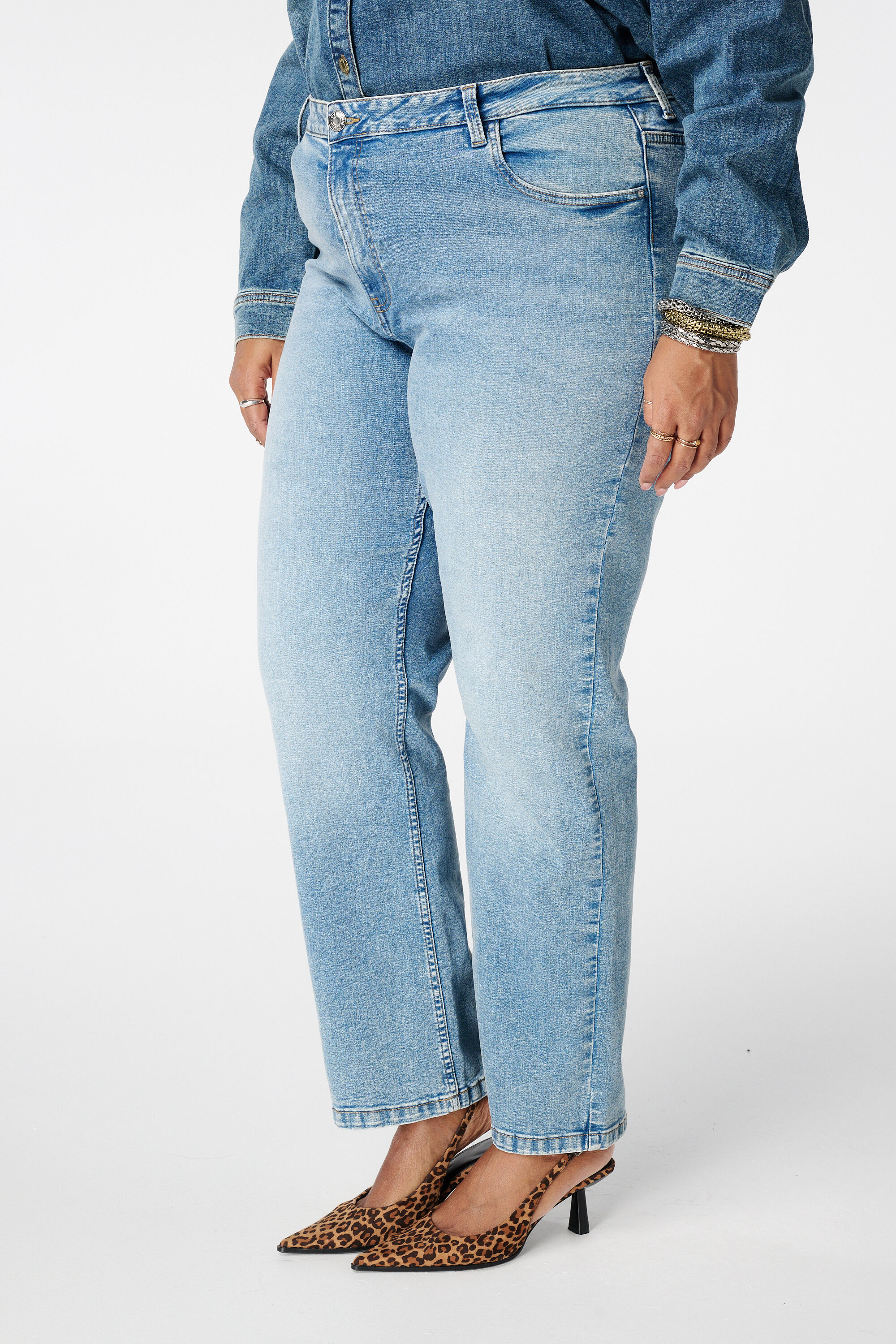 Straight-Leg-Jeans LILY image number 5