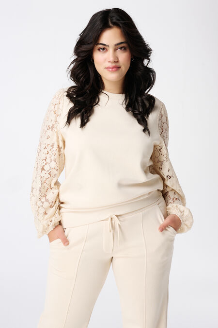 Top mit Spitzenärmeln Top mit Spitzenärmeln