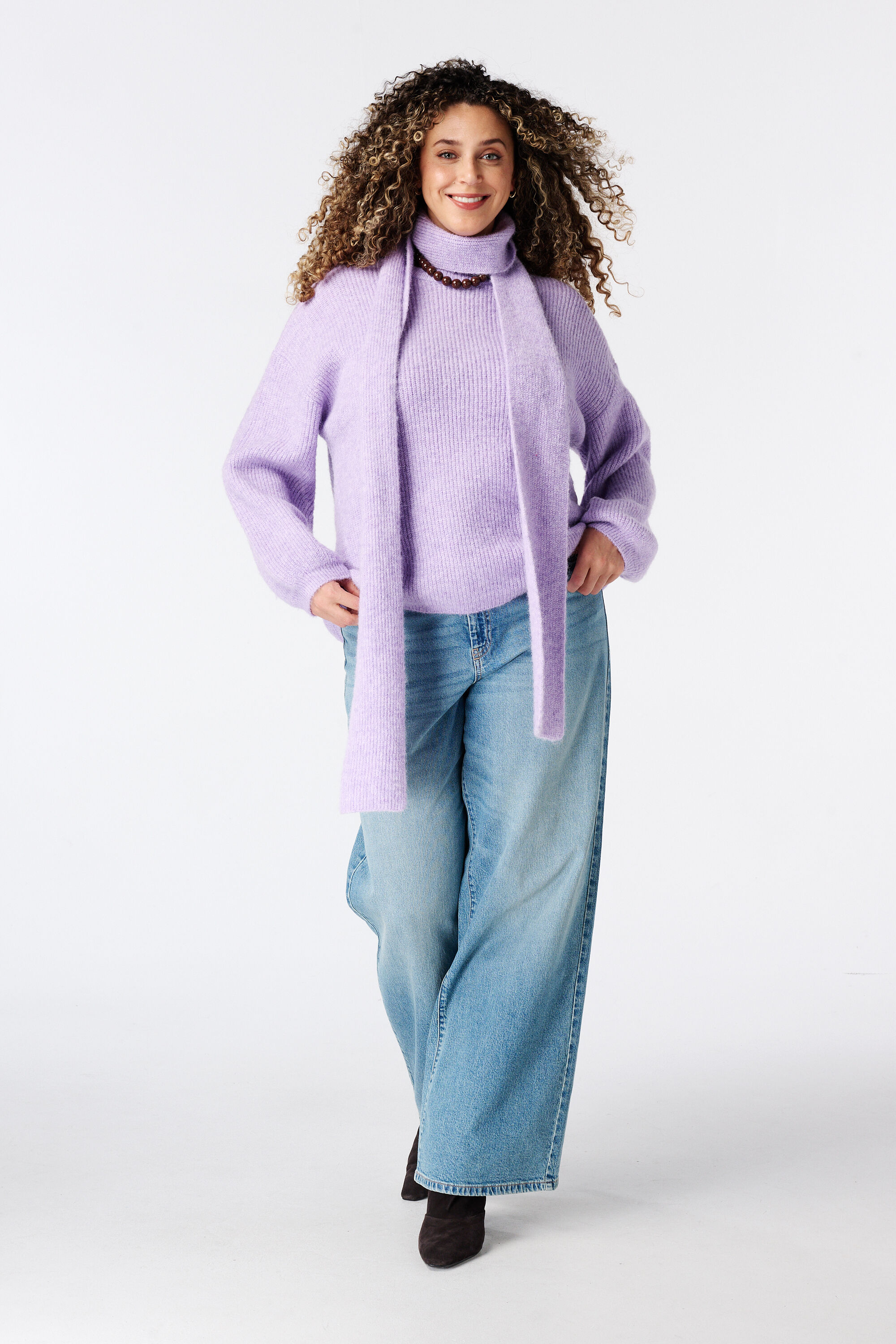 Pullover mit passendem Schal image number 5
