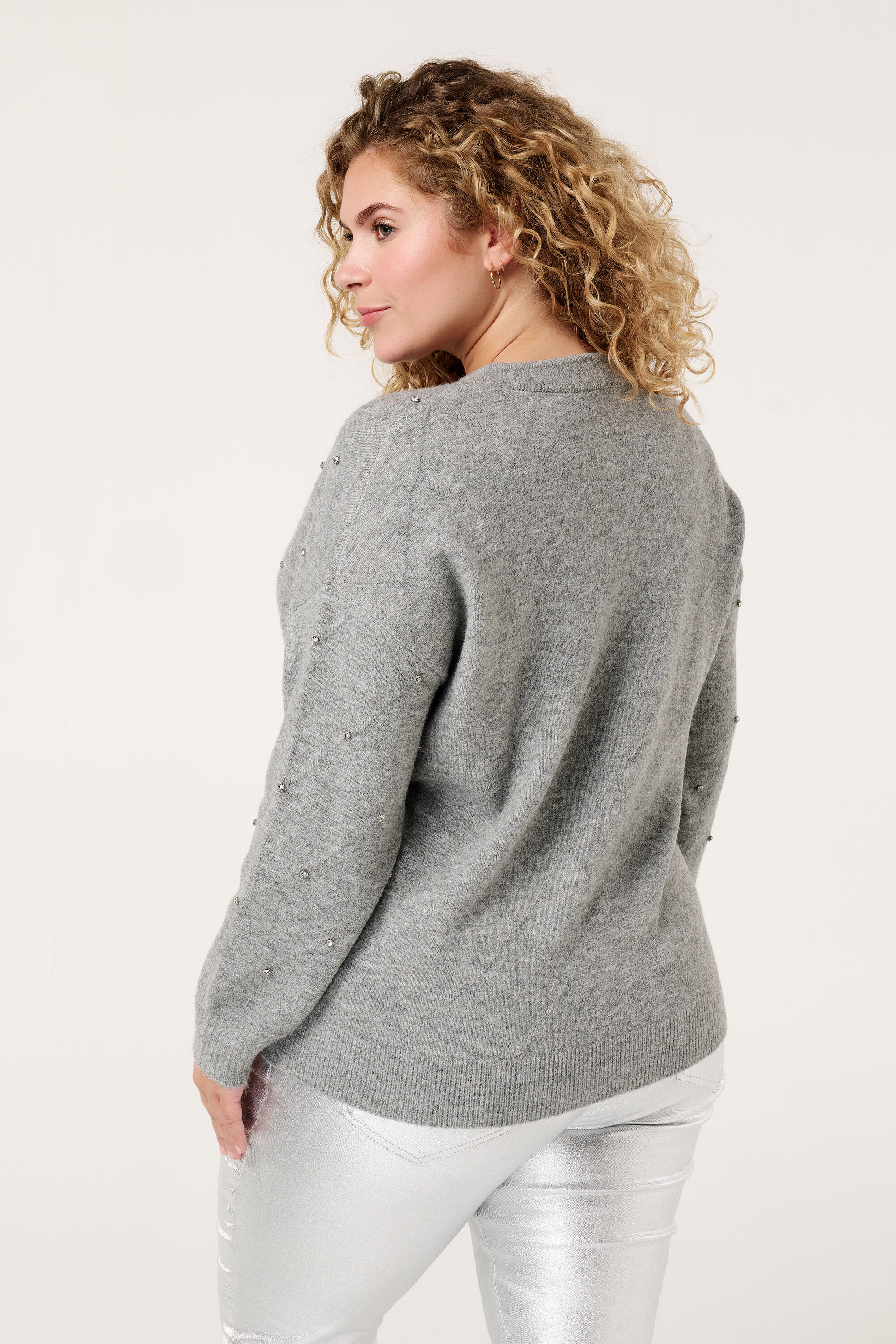 Pullover mit Diamantverzierungen image number 3