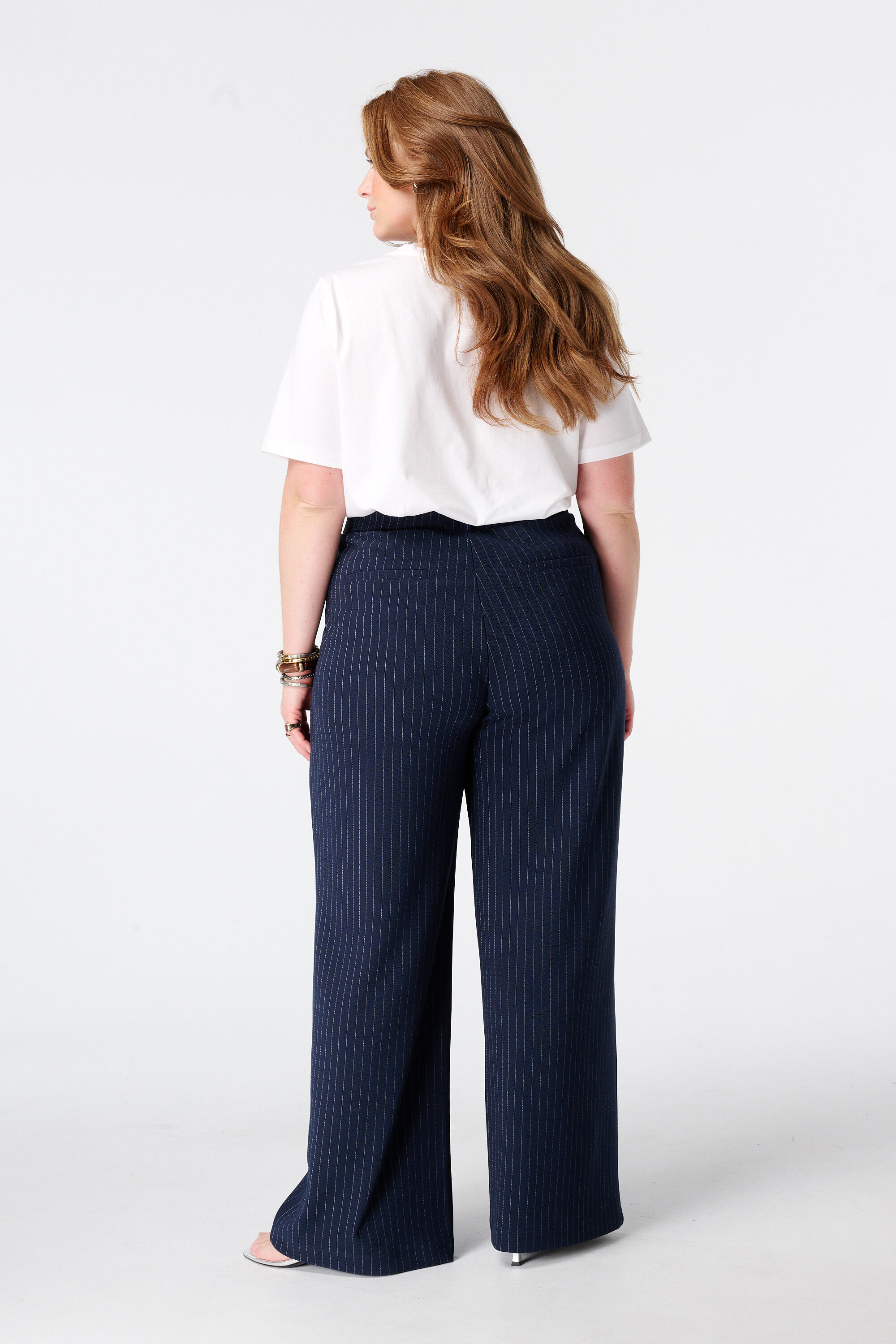 Wide Leg Hose mit Nadelstreifen image number 3