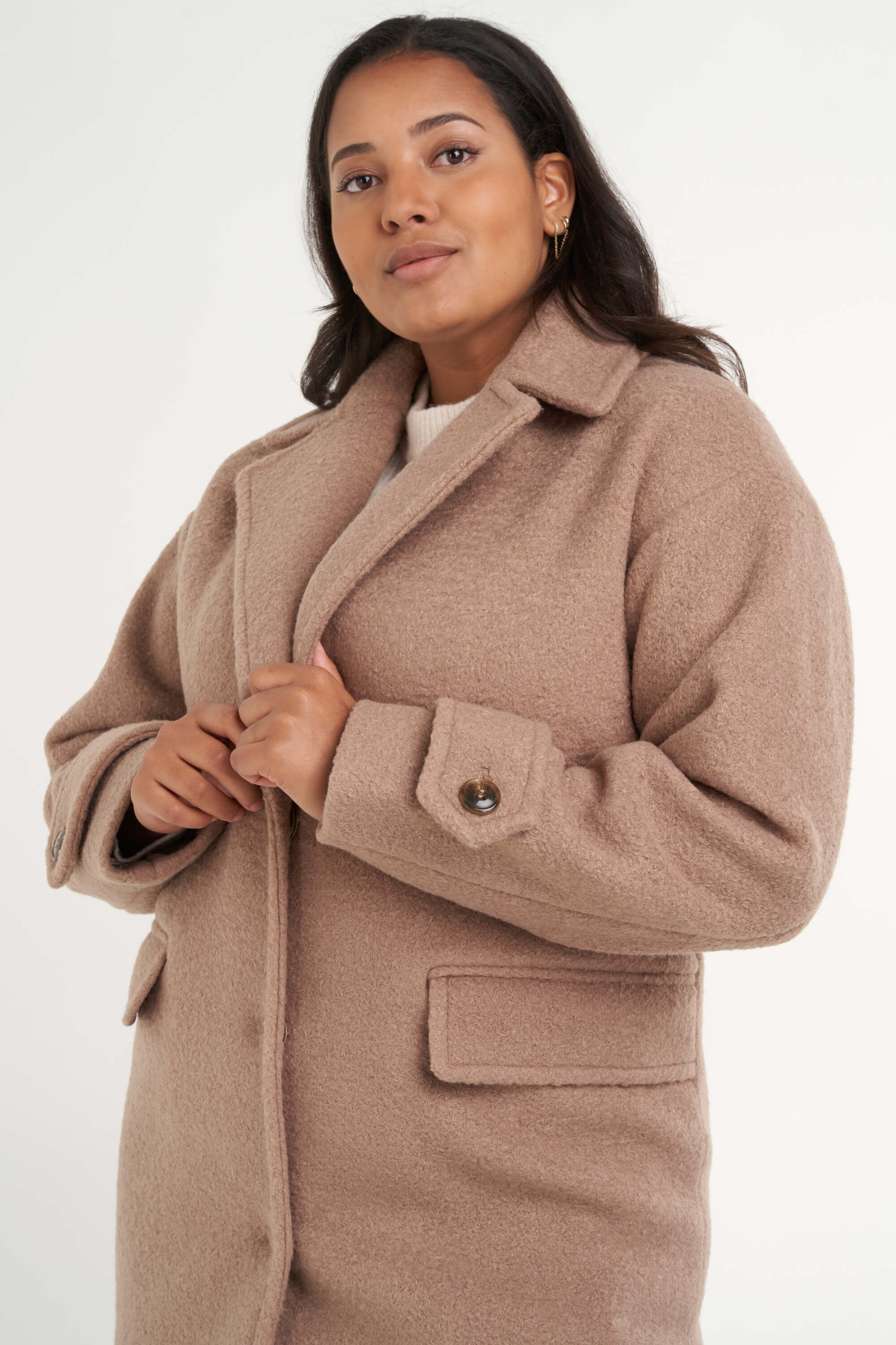 &Uuml;bergro&szlig;er Mantel image number 5