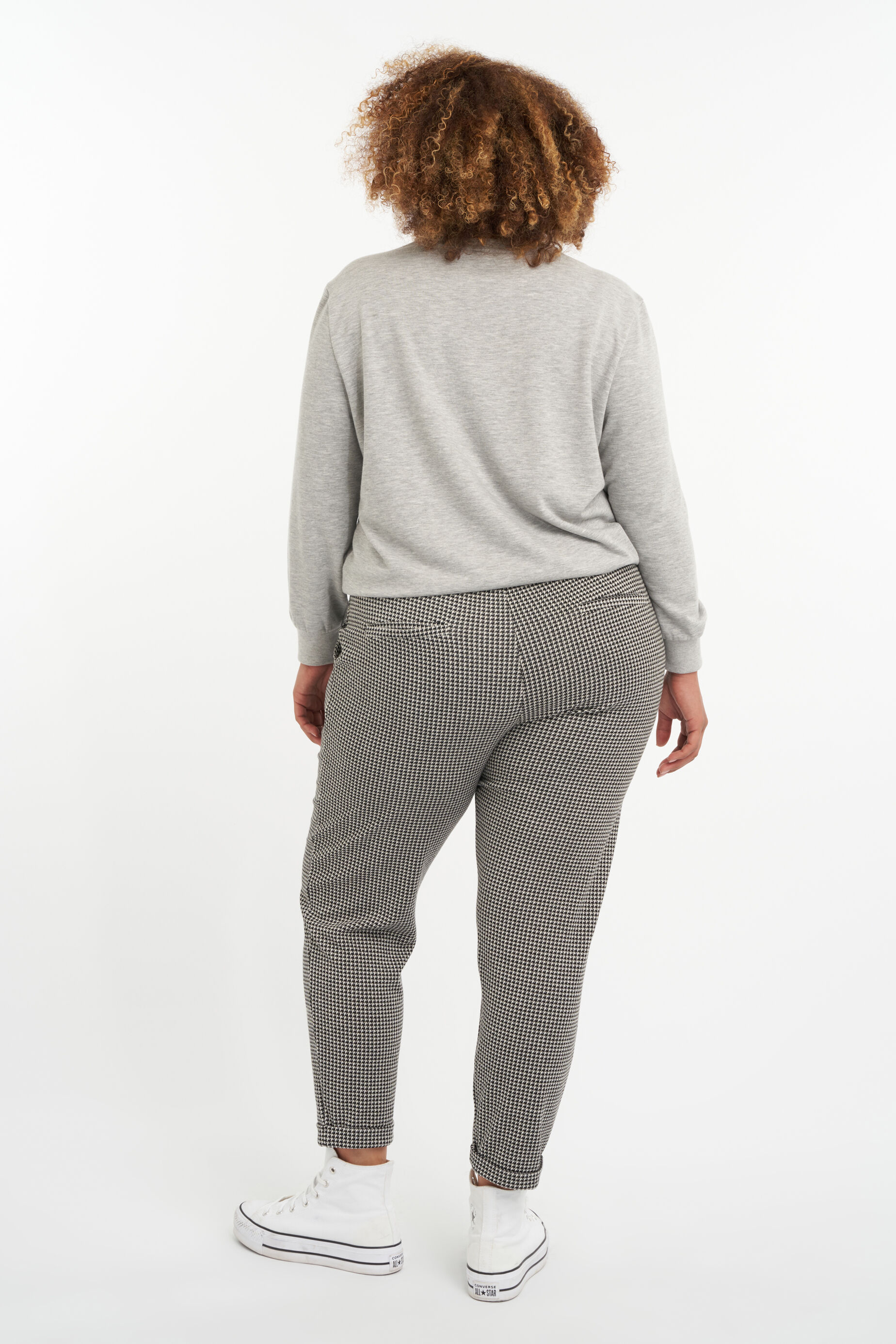 Karierte weit geschnittene Hose image number 3