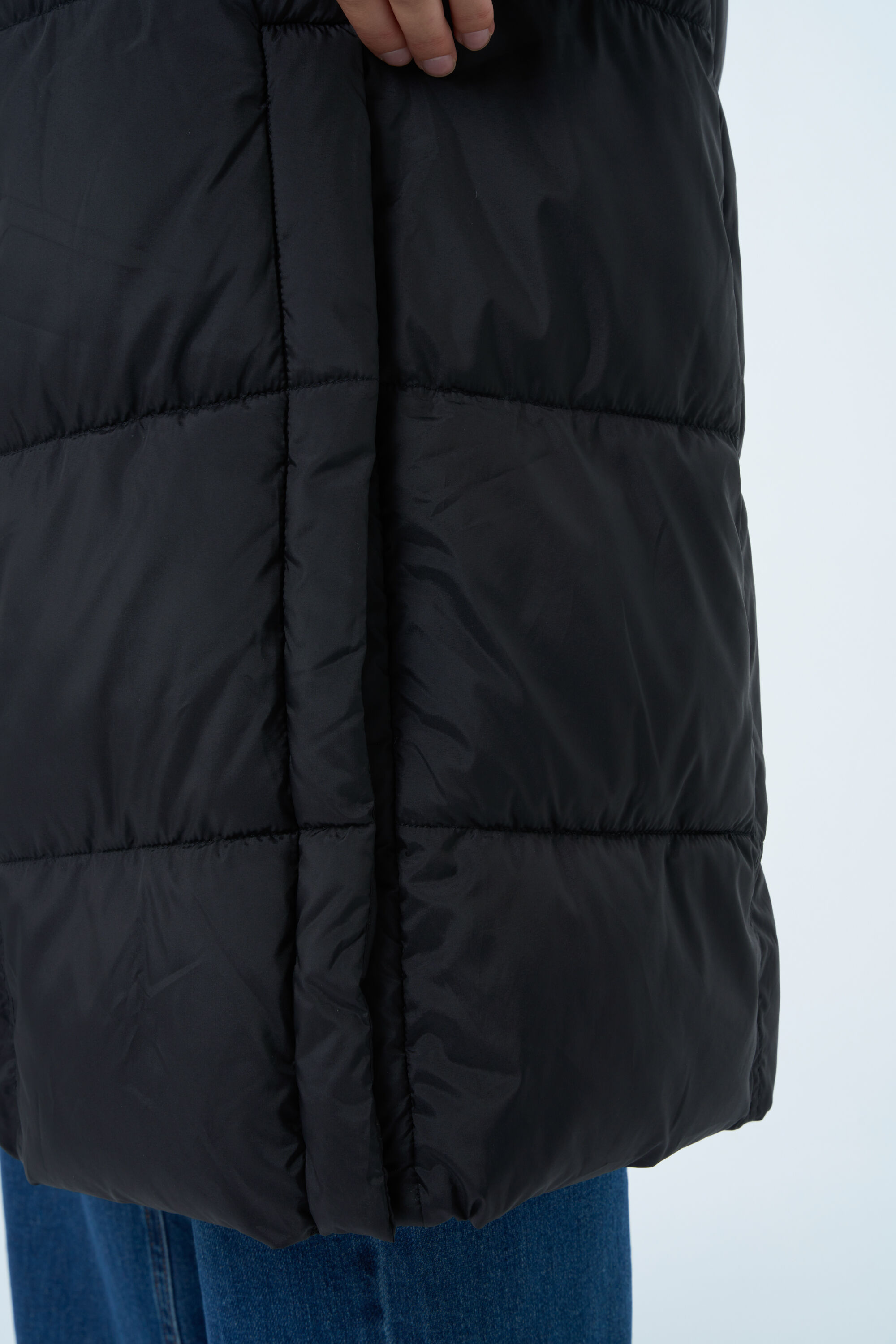 Lange Steppjacke mit G&uuml;rtel  image number 4