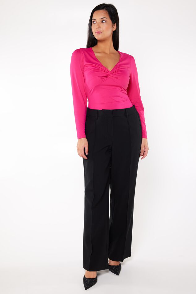 Hose mit weit geschnittenem Bein image number 0