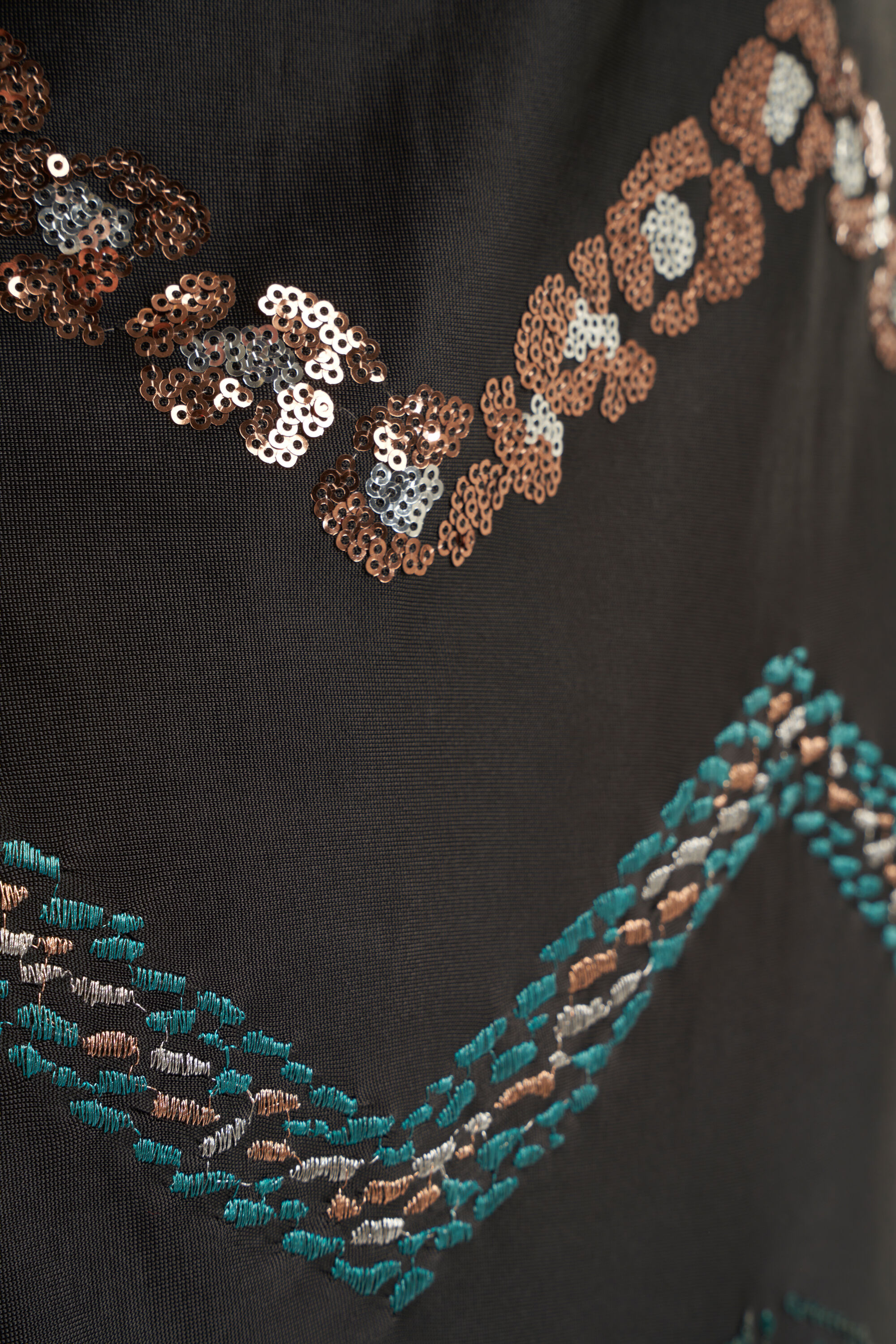 Tunika mit Pailletten image number 5