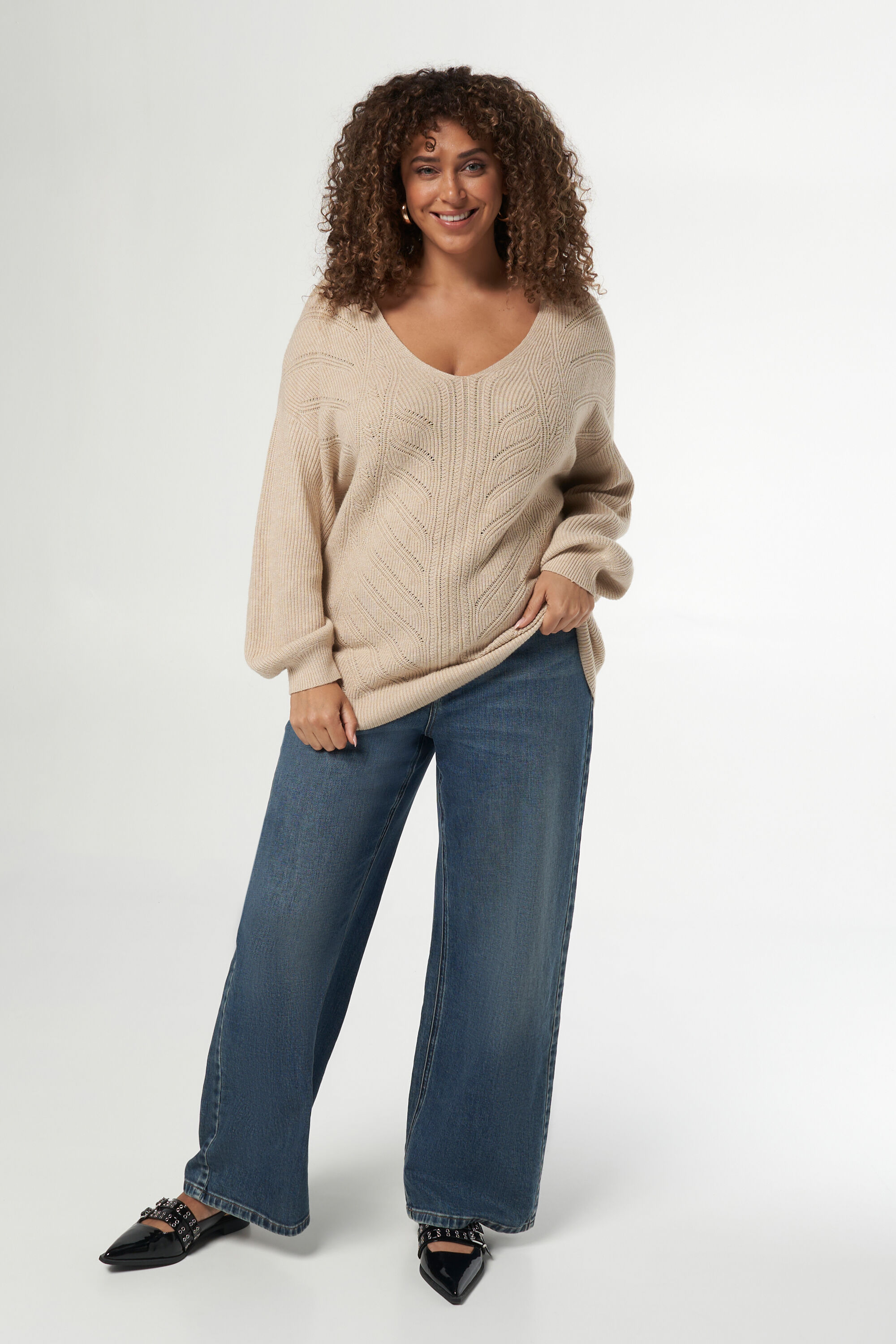 Pullover mit V-Ausschnitt  image number 5