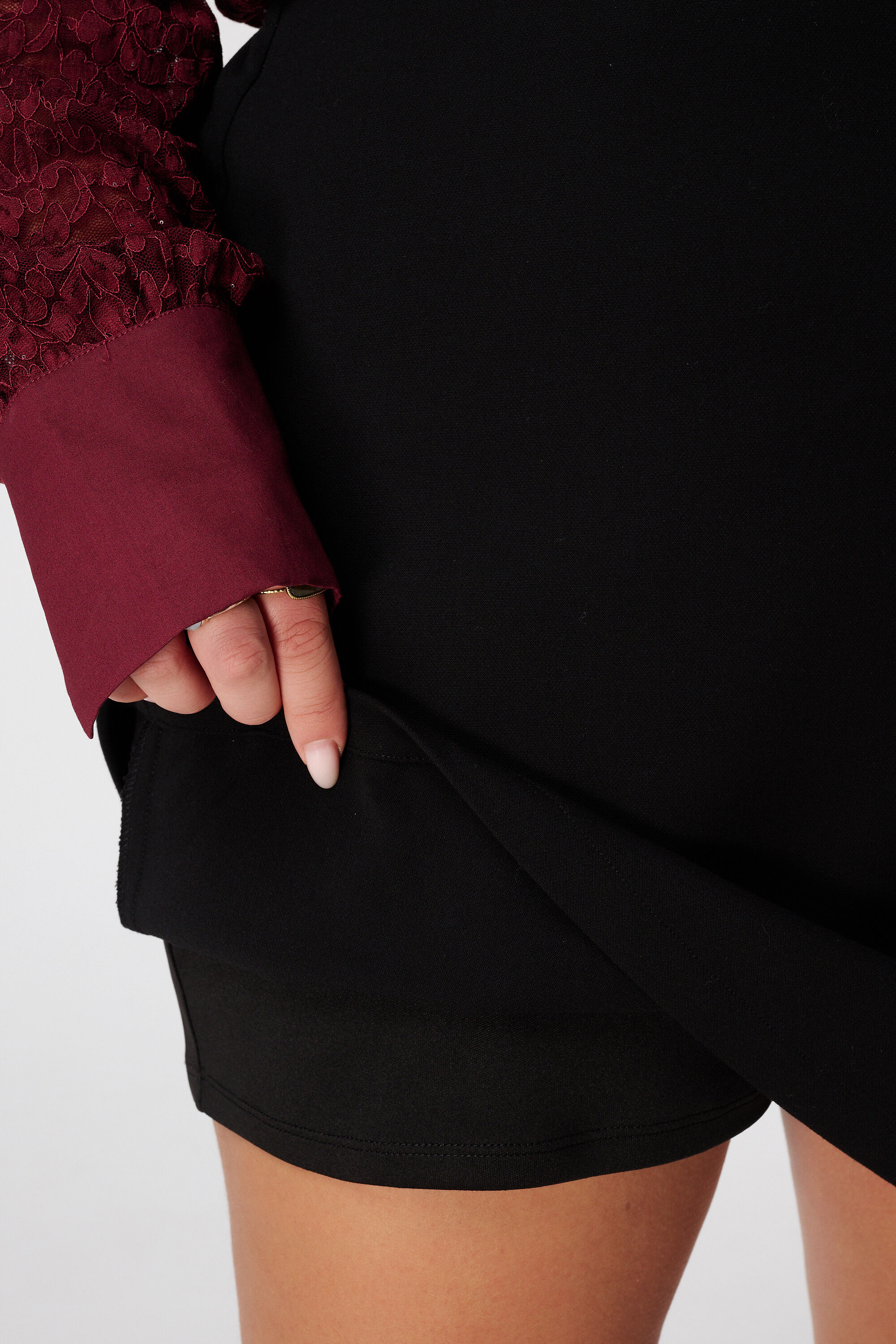 Rock mit Wickeloptik und elastischem Bund image number 6