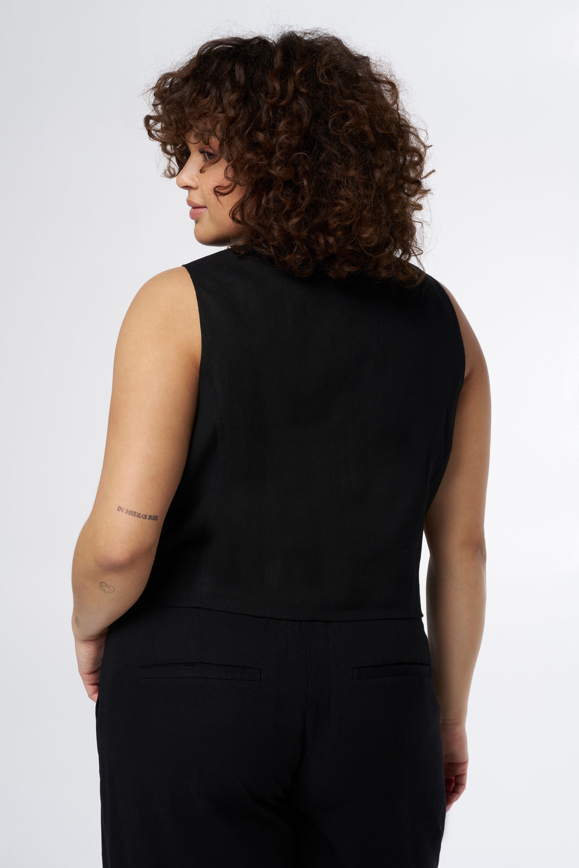 Leinenweste mit Schildpattkn&ouml;pfen image number 3