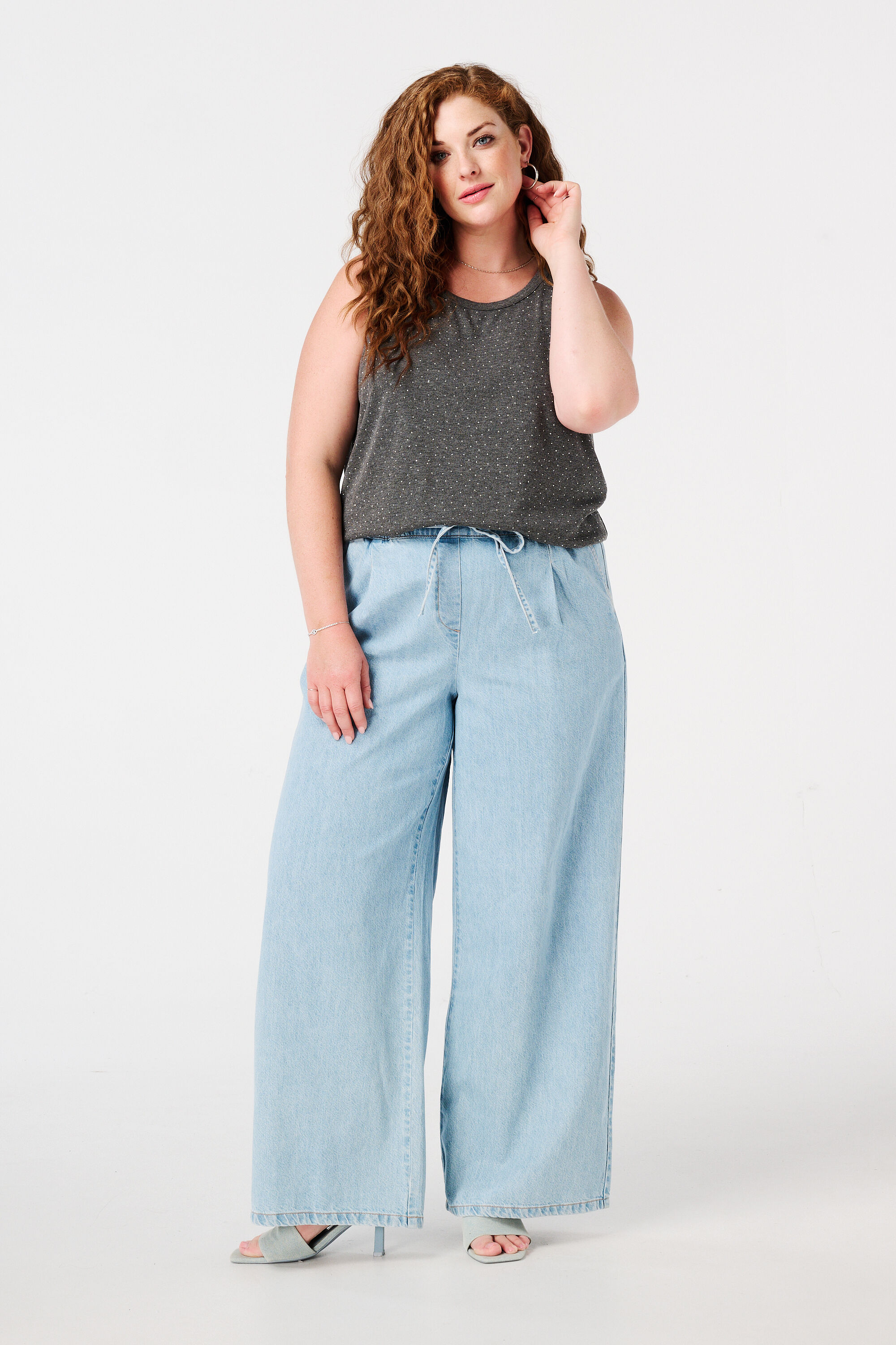 Tanktop mit Strasssteinen  image number 5