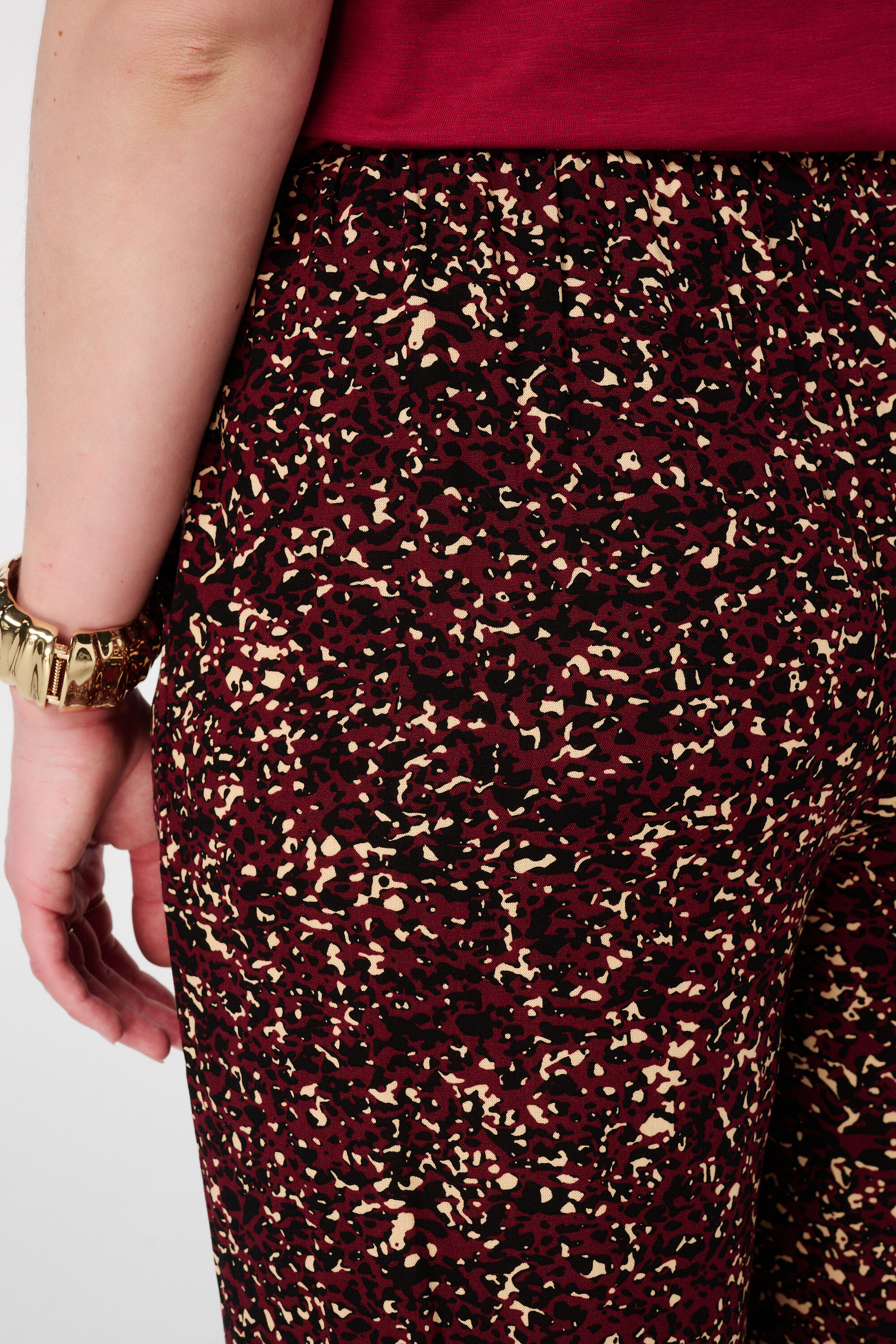 Luftige Hose mit Print  image number 4