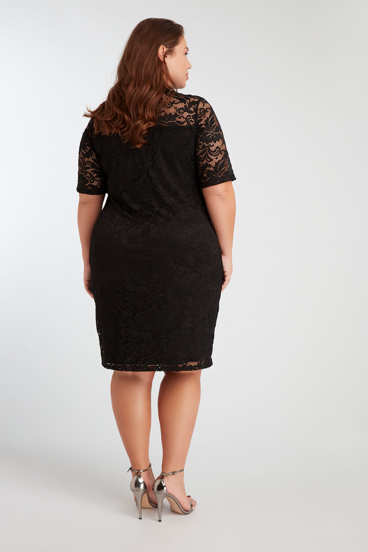 Kleid mit Spitze image number 5