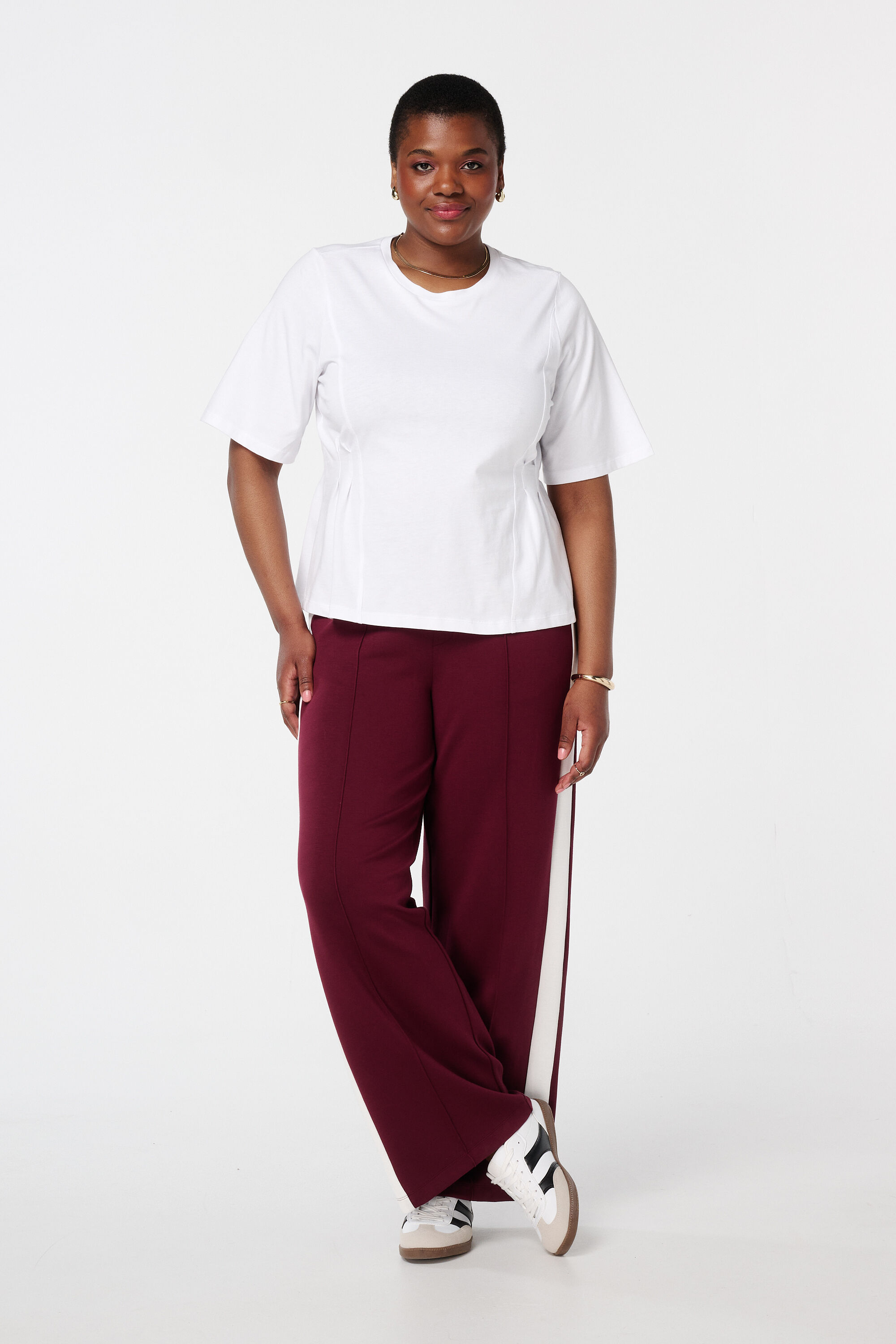 Tailliertes Oberteil mit Plissee-Detail und Teiln&auml;hten image number 5