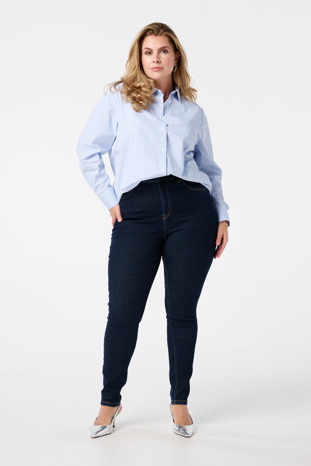 Skinny-Leg-Jeans mit hoher Taille CHERRY image number 0