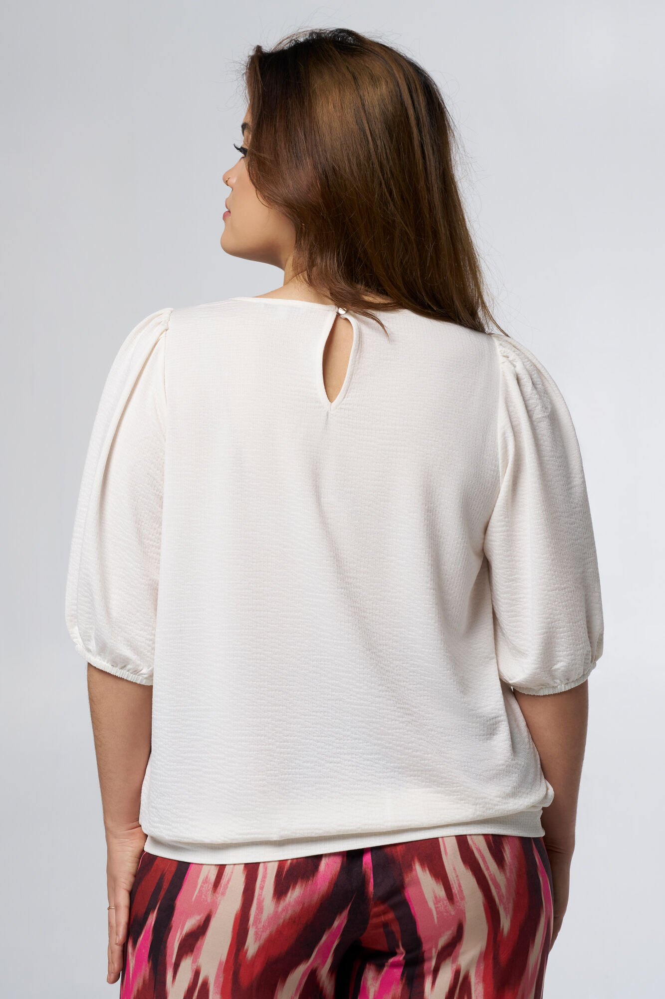 Strukturiertes Top image number 3