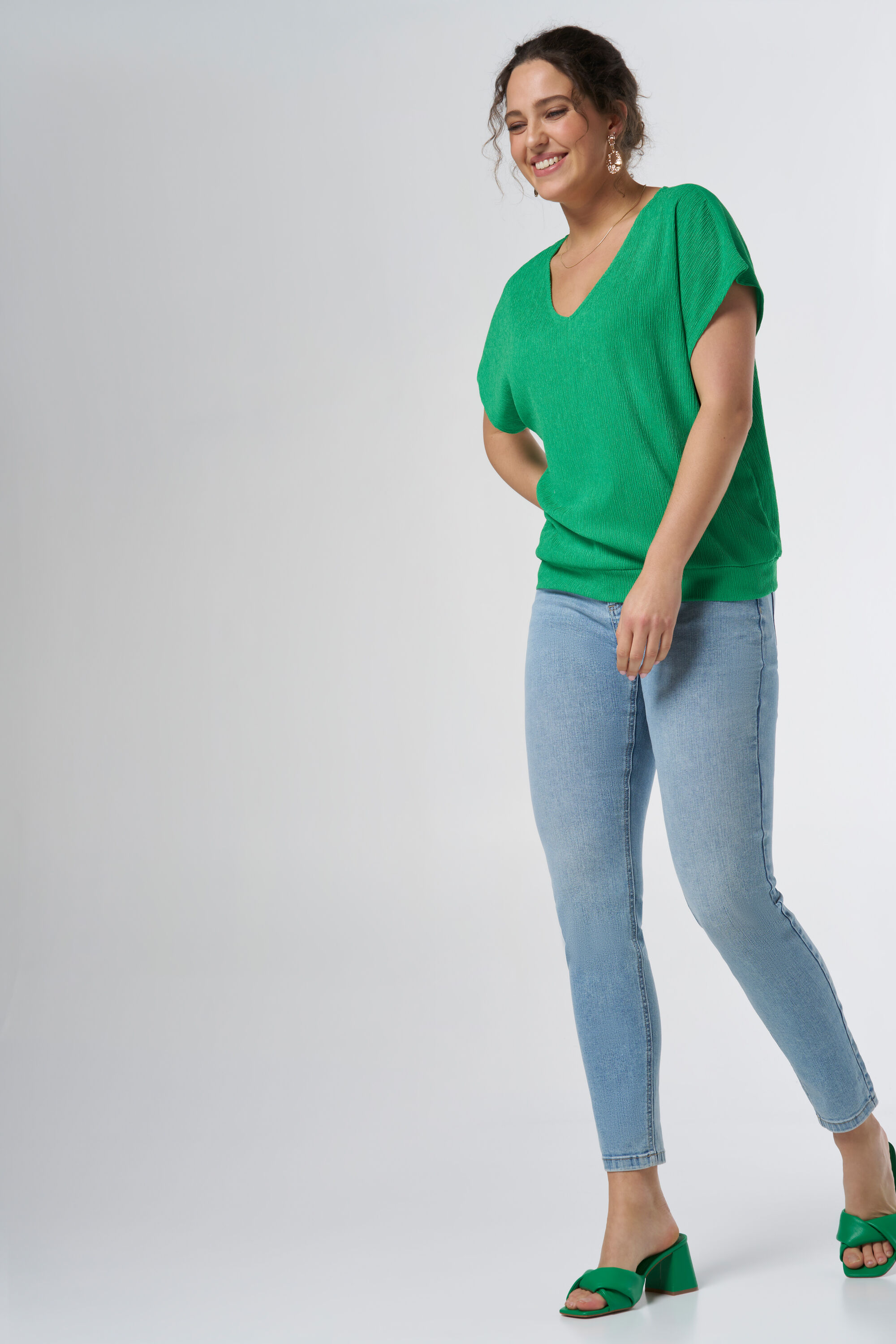 Strukturiertes Top image number 5