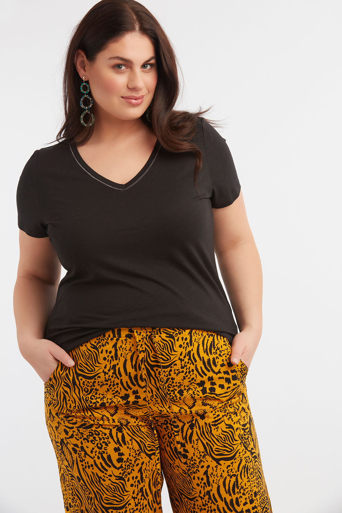 Wide-leg Hose mit Allover-Print  image number 4