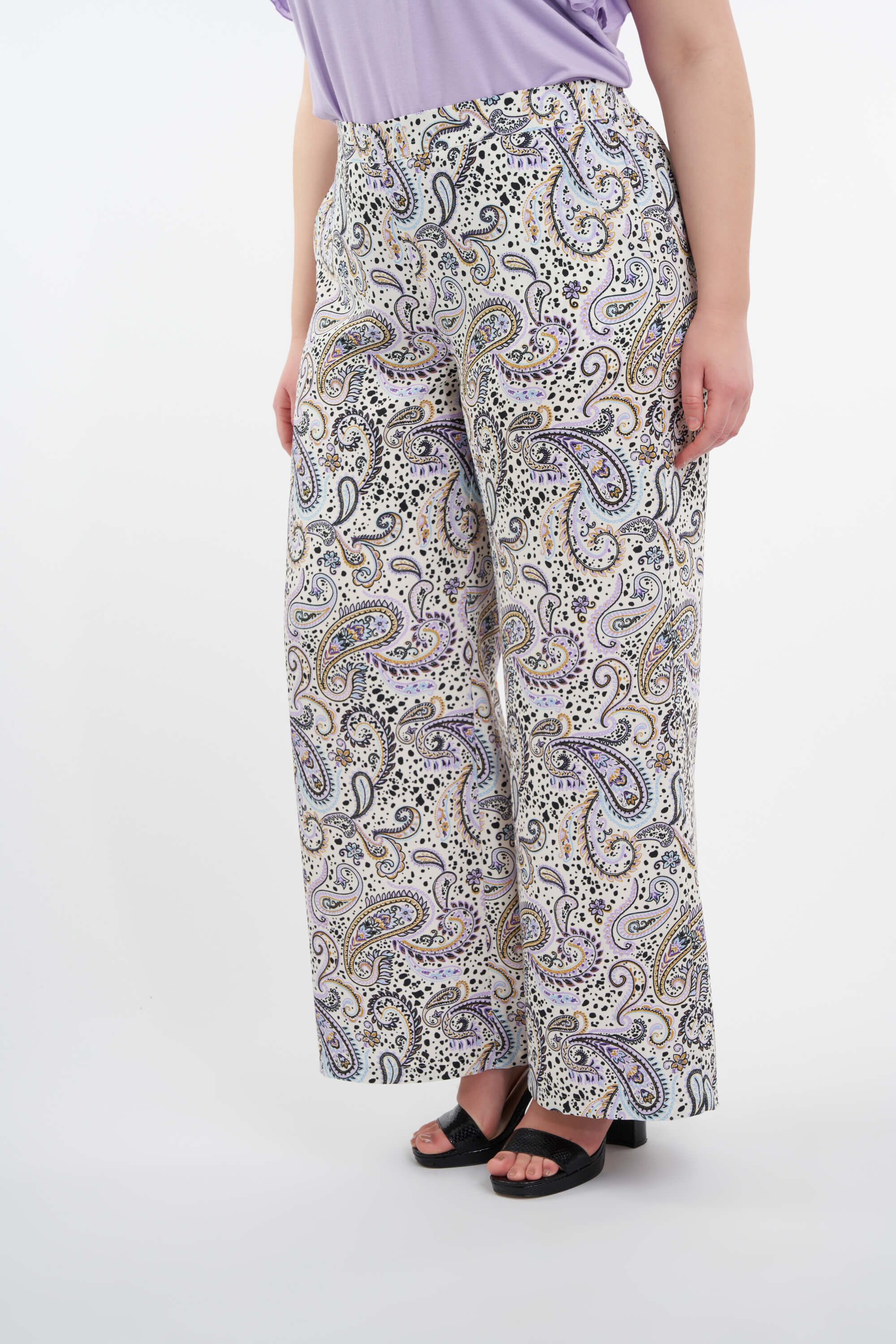 Hose mit Print image number 6