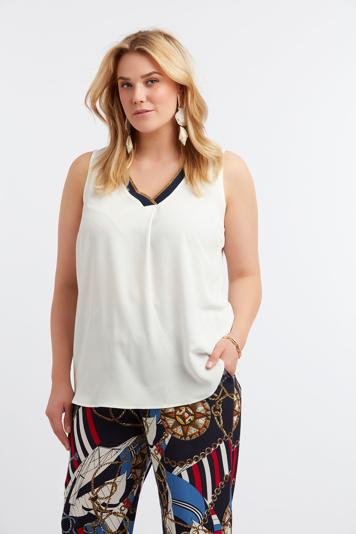 &Auml;rmellose Bluse mit Lurex image number 0