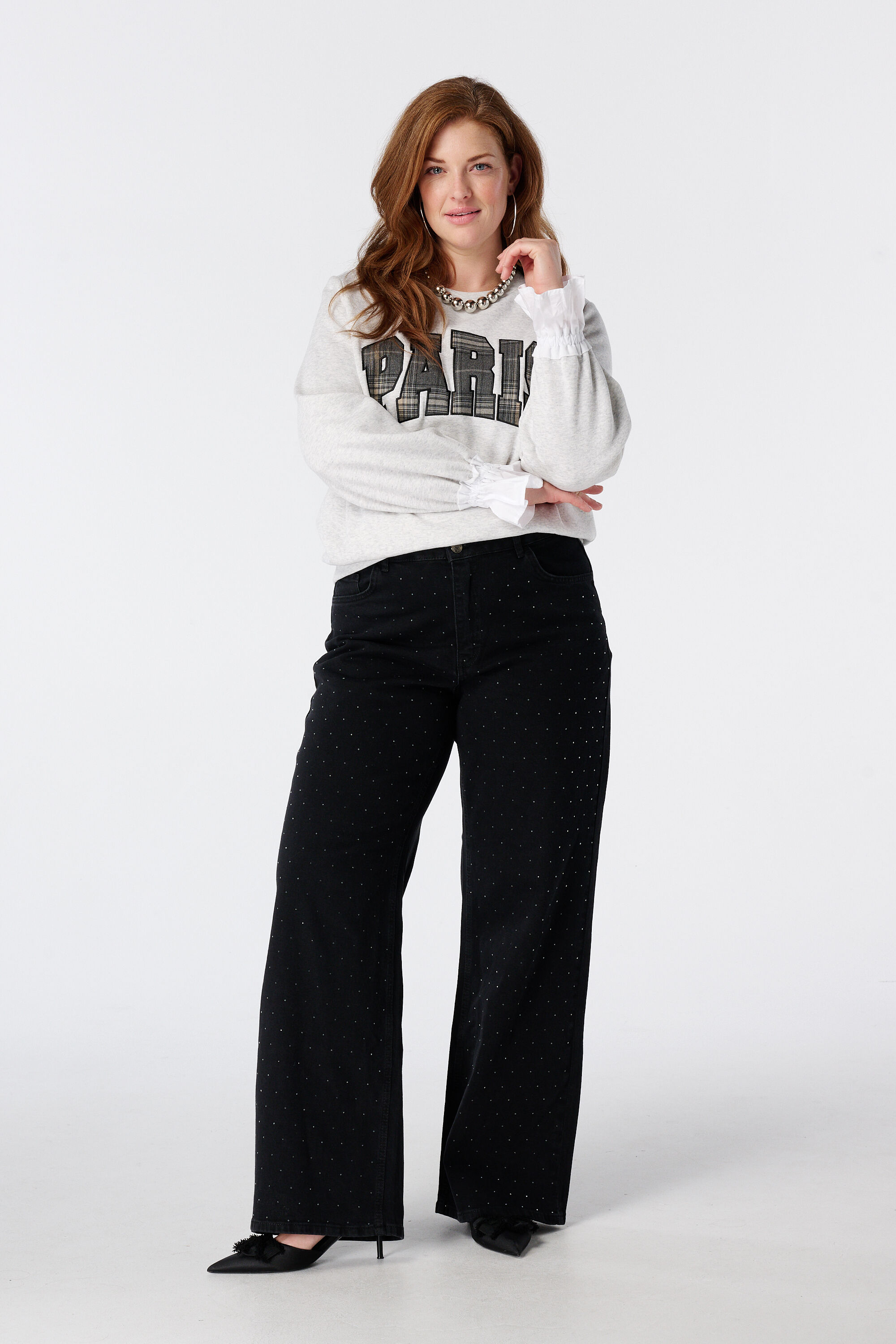 Wide Leg Jeans mit Nieten