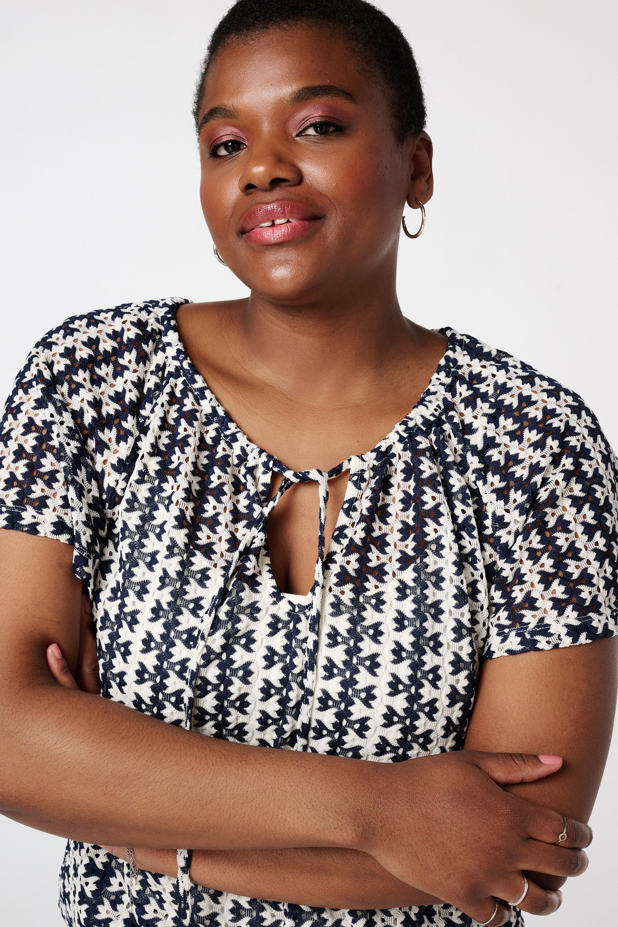 Top mit Schl&uuml;sselloch-Detail image number 4