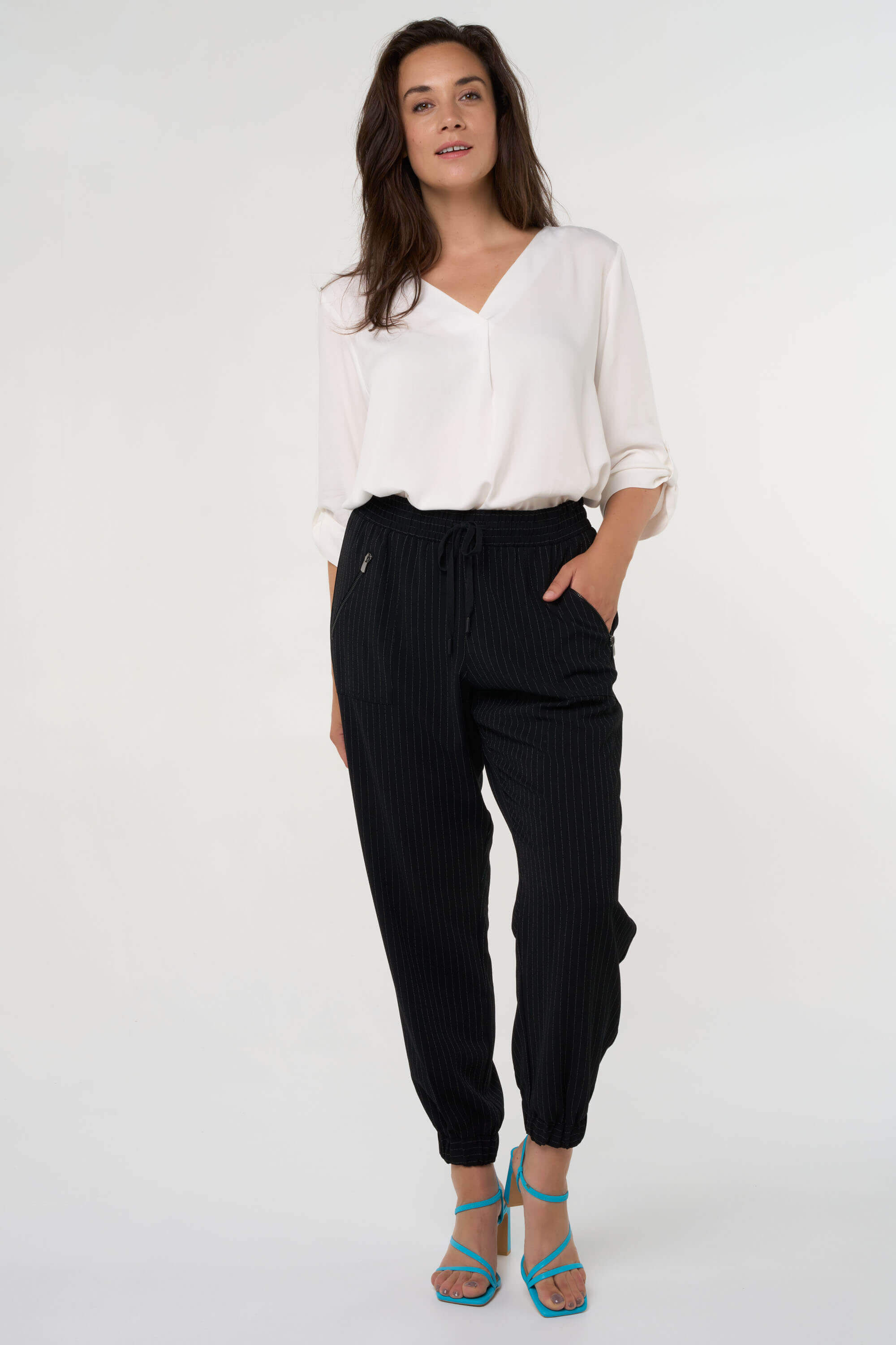 Nadelstreifen-Hose: image number 0