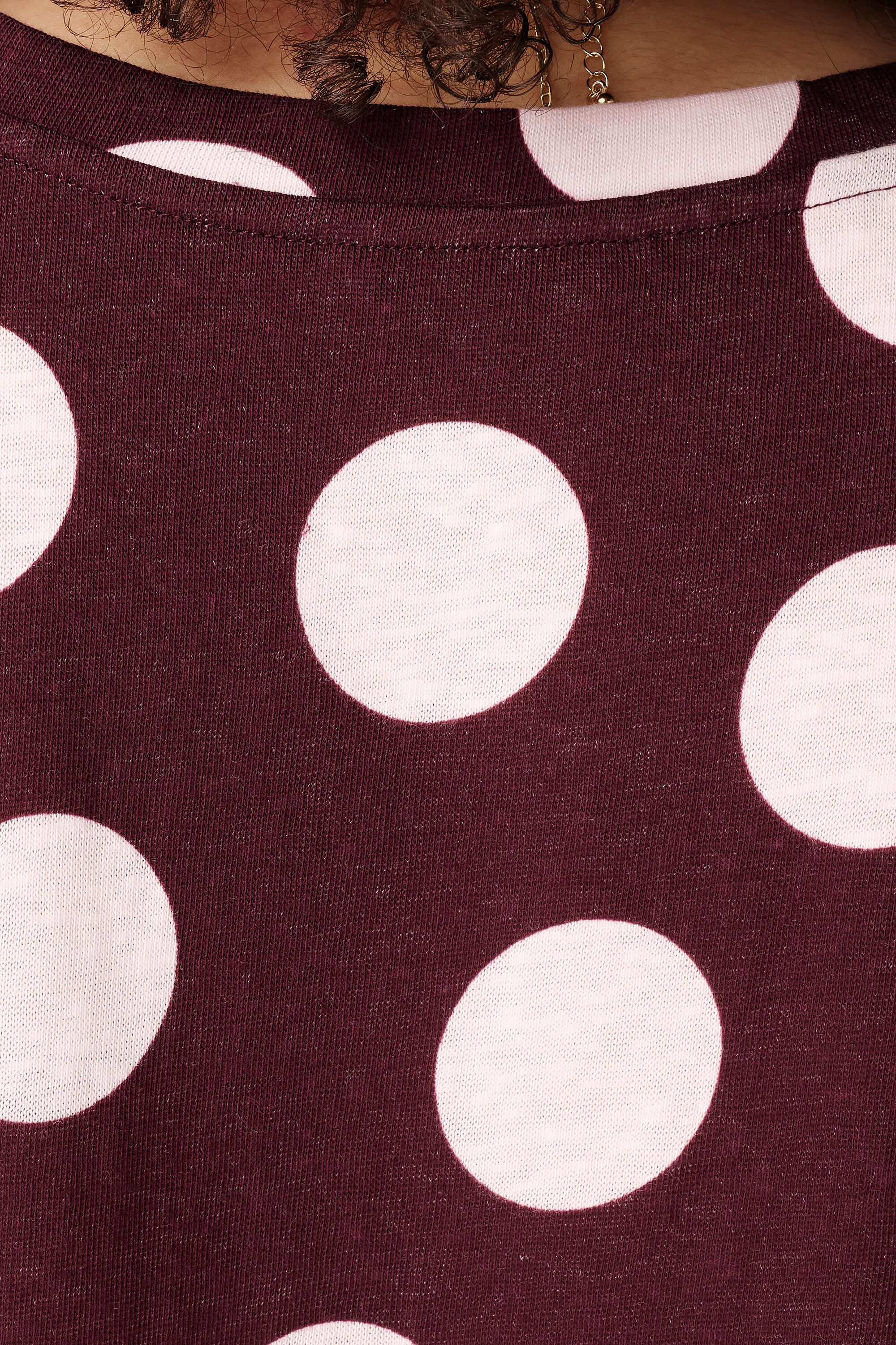 T Shirt mit V Ausschnitt image number 6