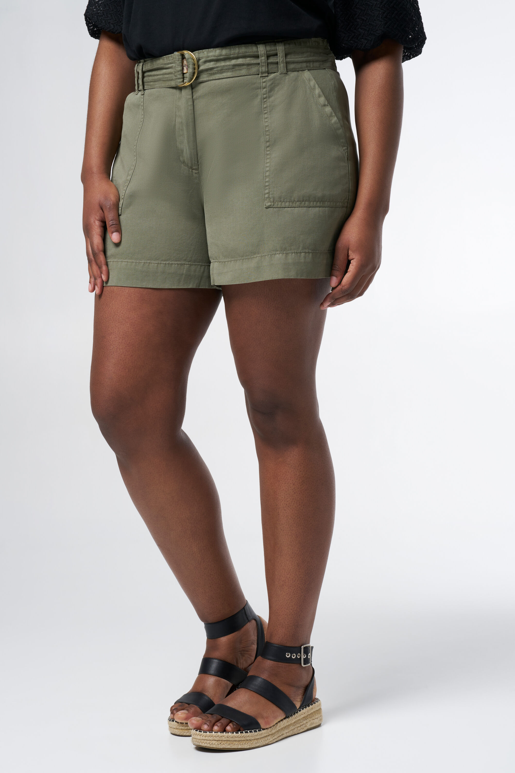 Shorts mit G&uuml;rtel image number 5