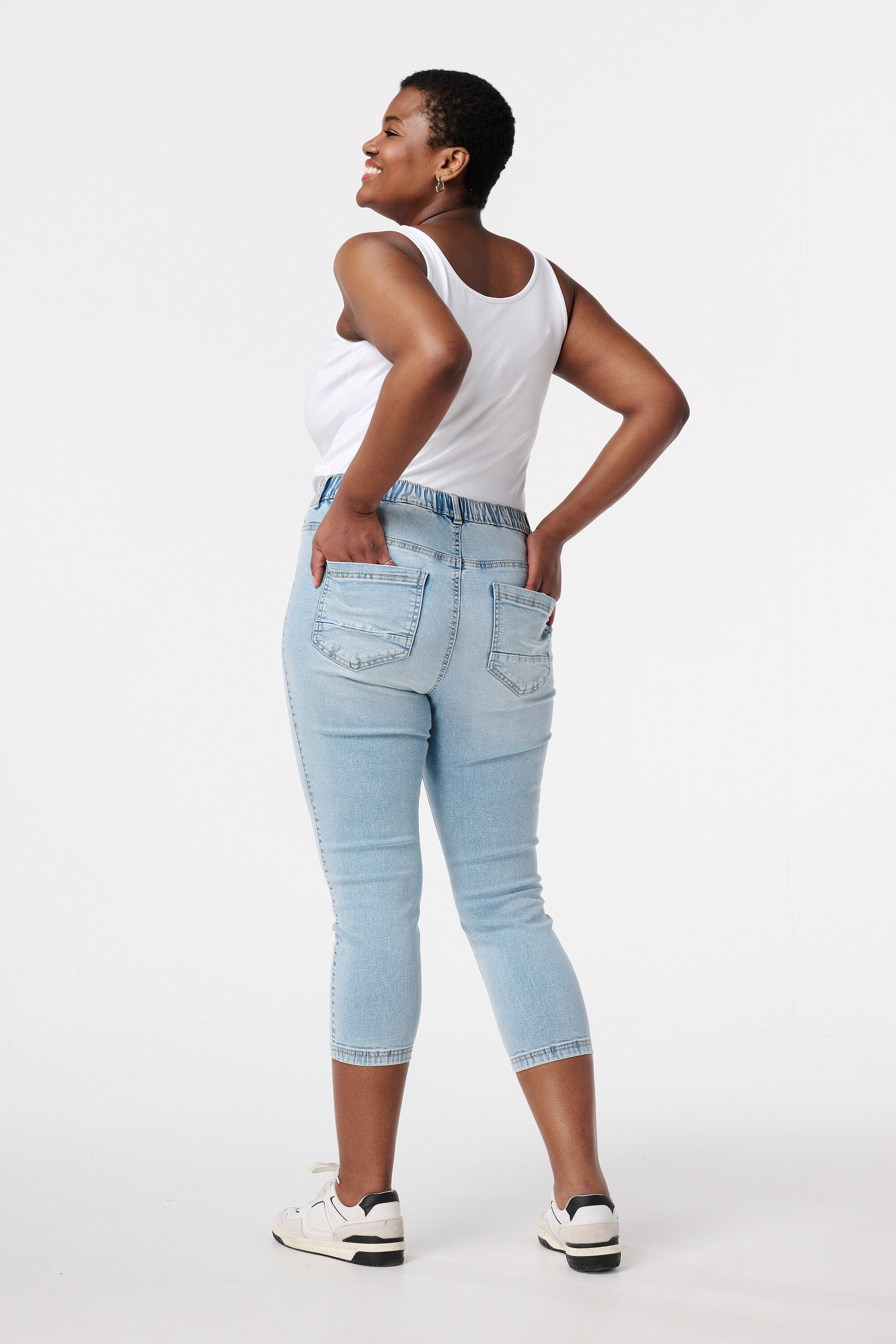 Capri-Treggings  image number 3