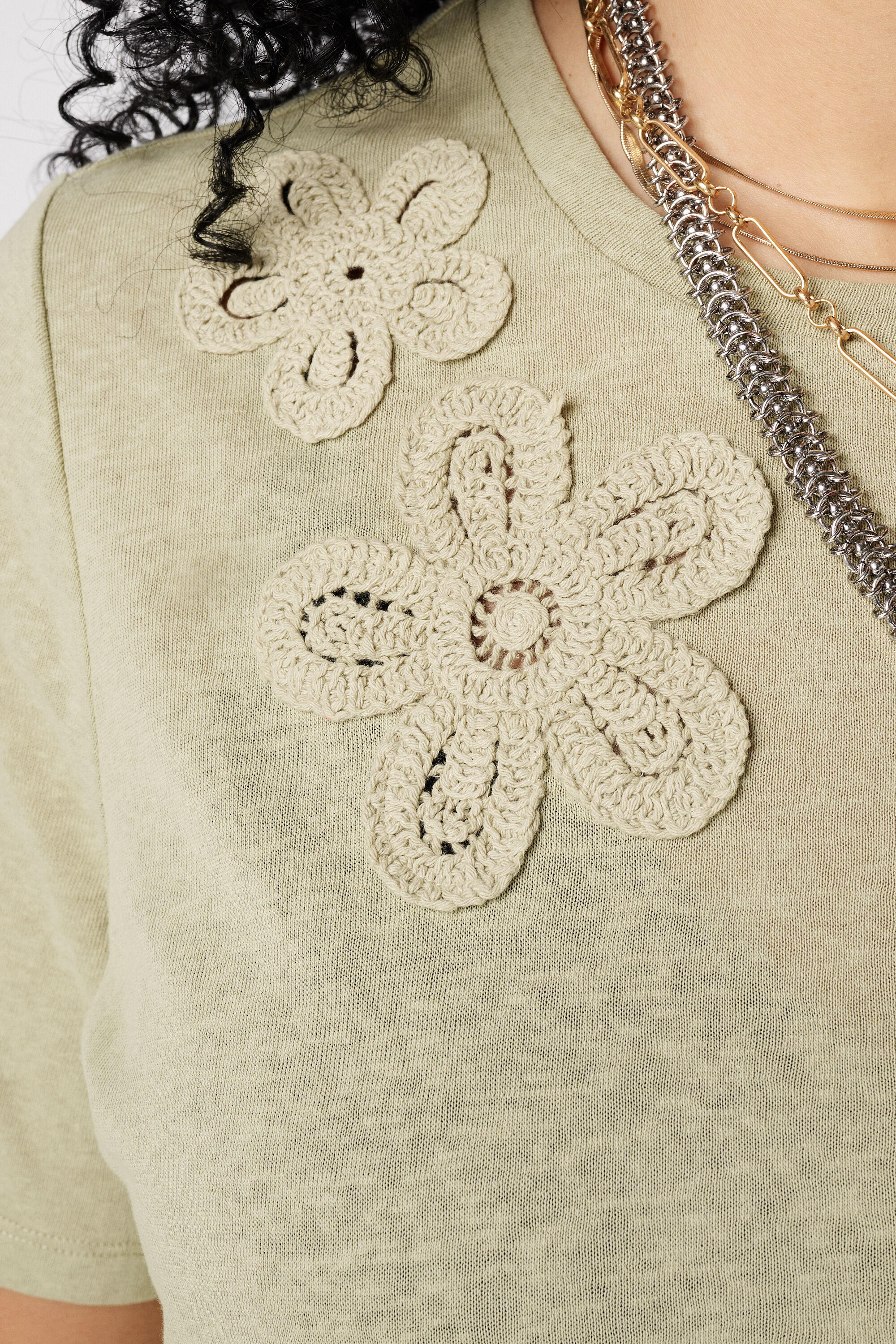 T-Shirt mit 3D-Herzen image number 6