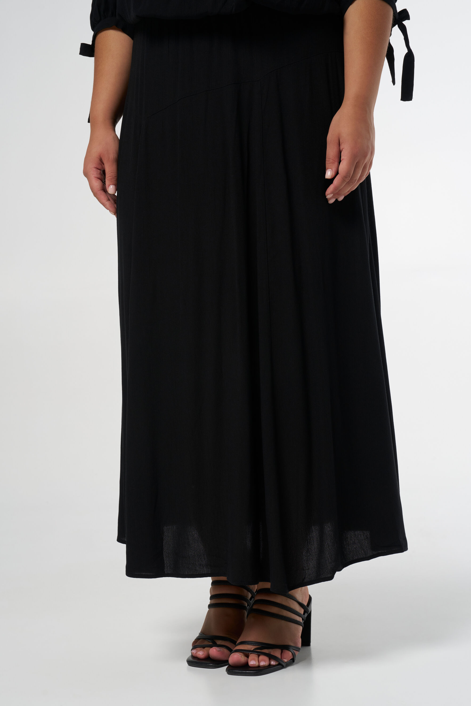 Midirock mit Schlitz image number 5