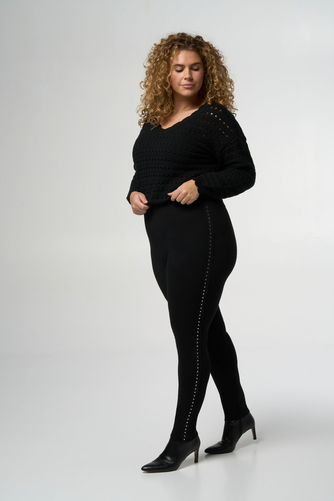 Leggings mit Verzierungen image number 6