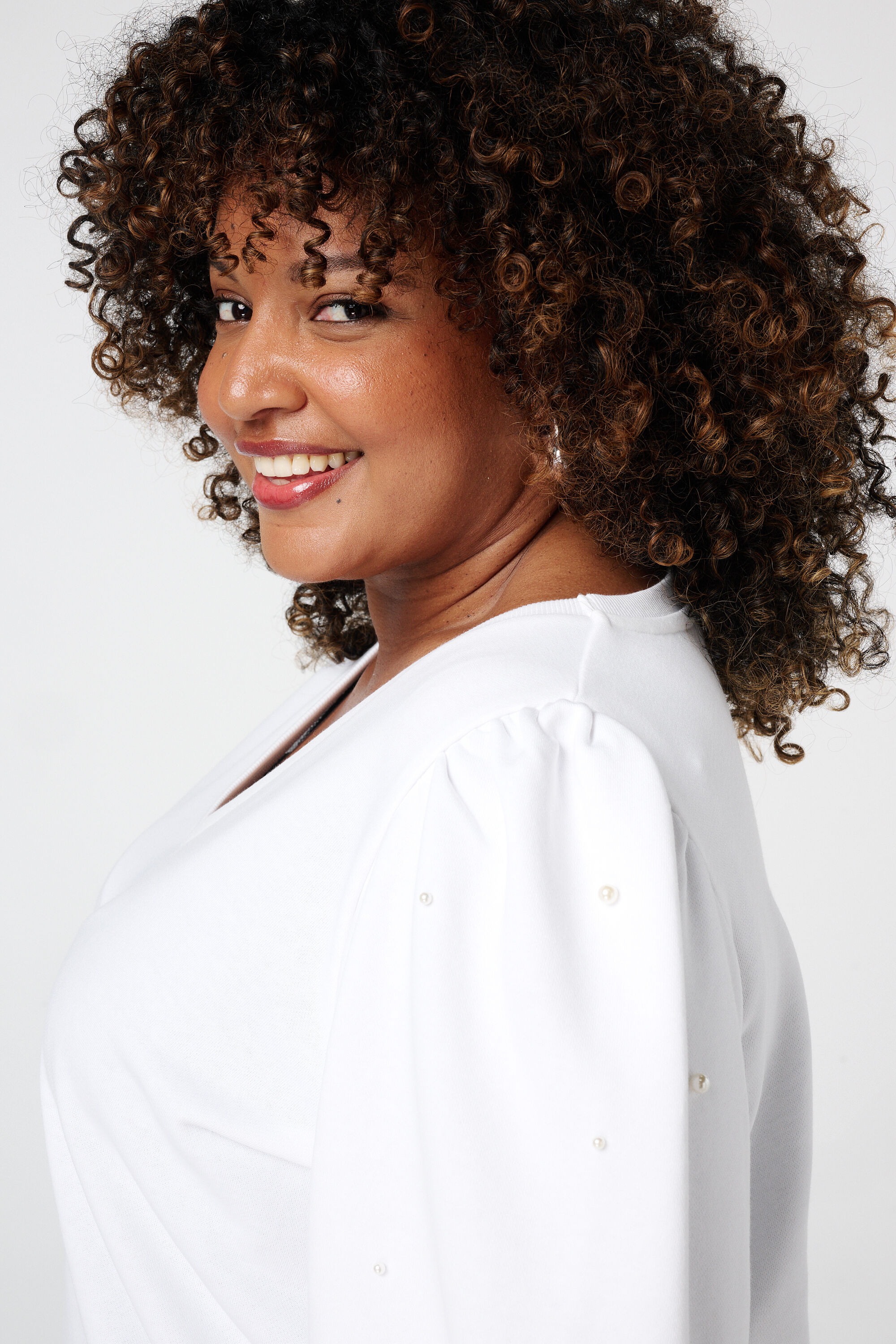 Top mit Perlen  image number 4