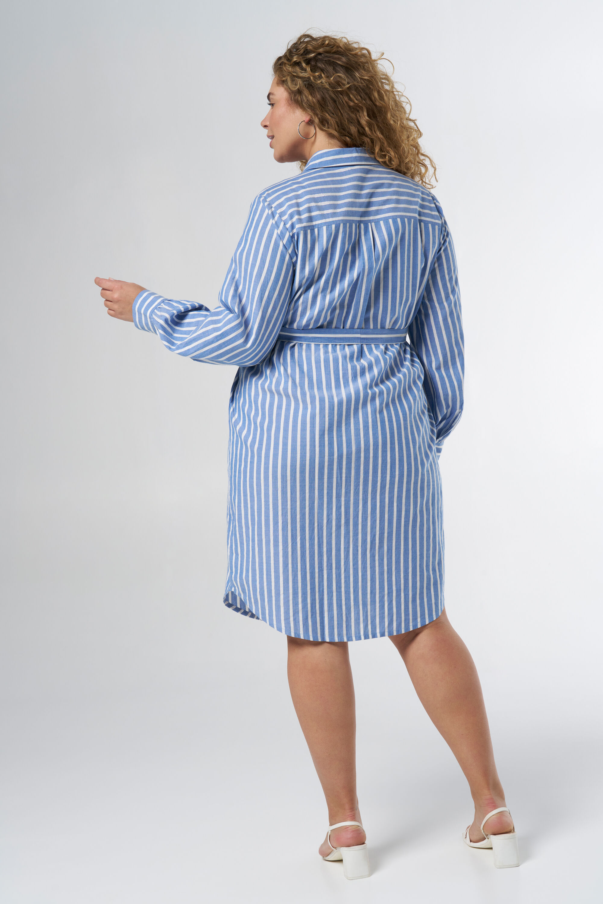 Blusenkleid image number 3