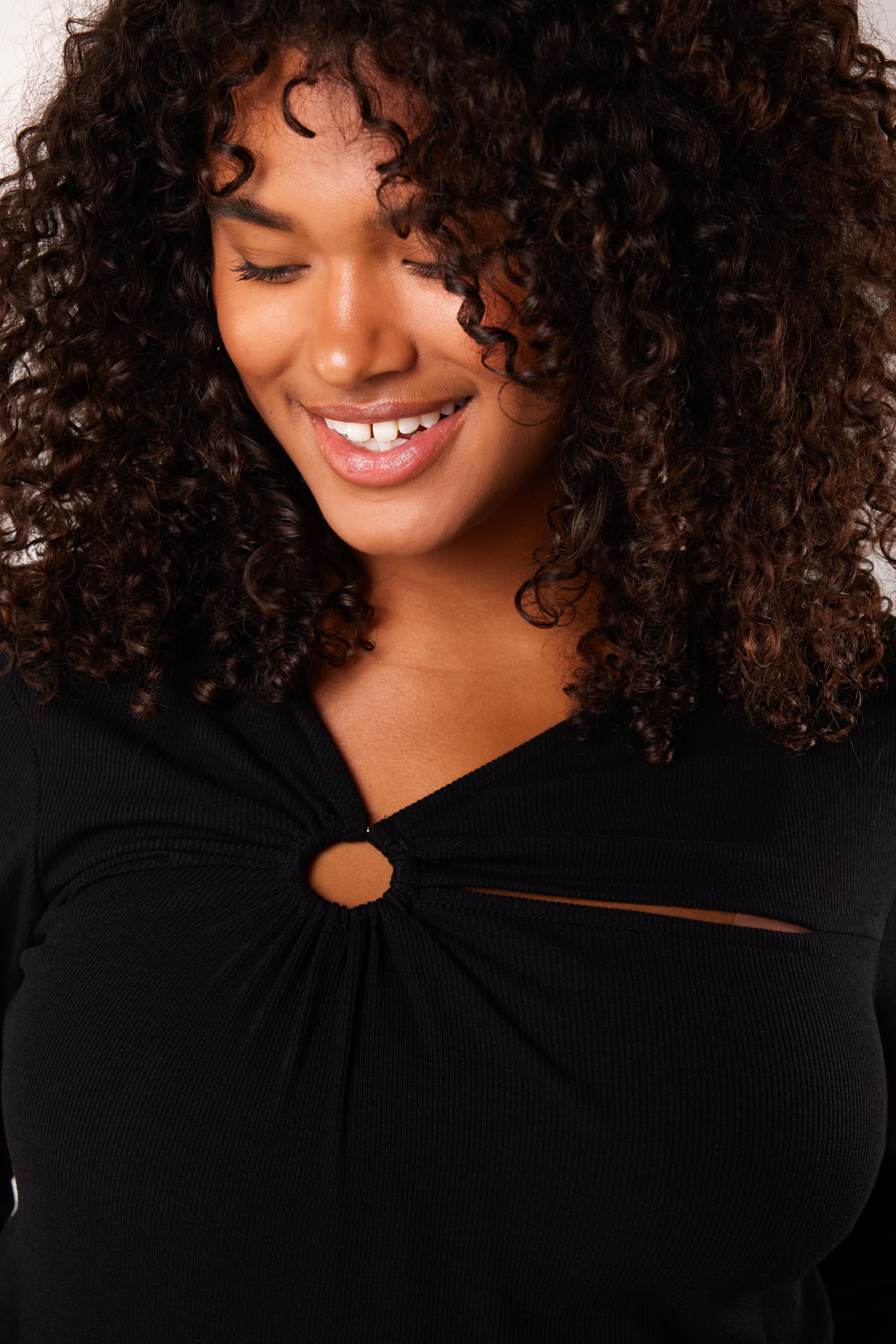 Asymmetrisches Top image number 5