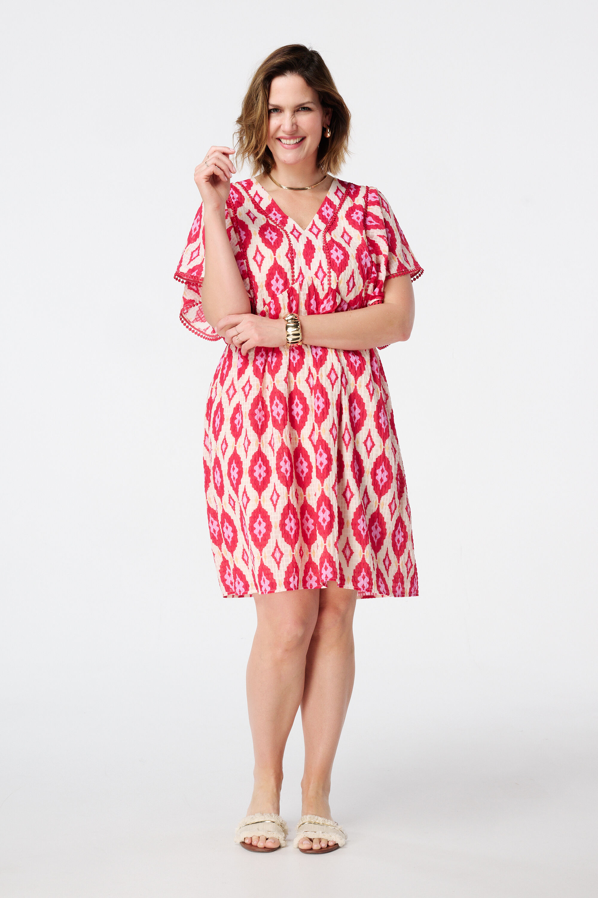 Kleid mit V-Ausschnitt und Fl&uuml;gel&auml;rmeln  image number 5