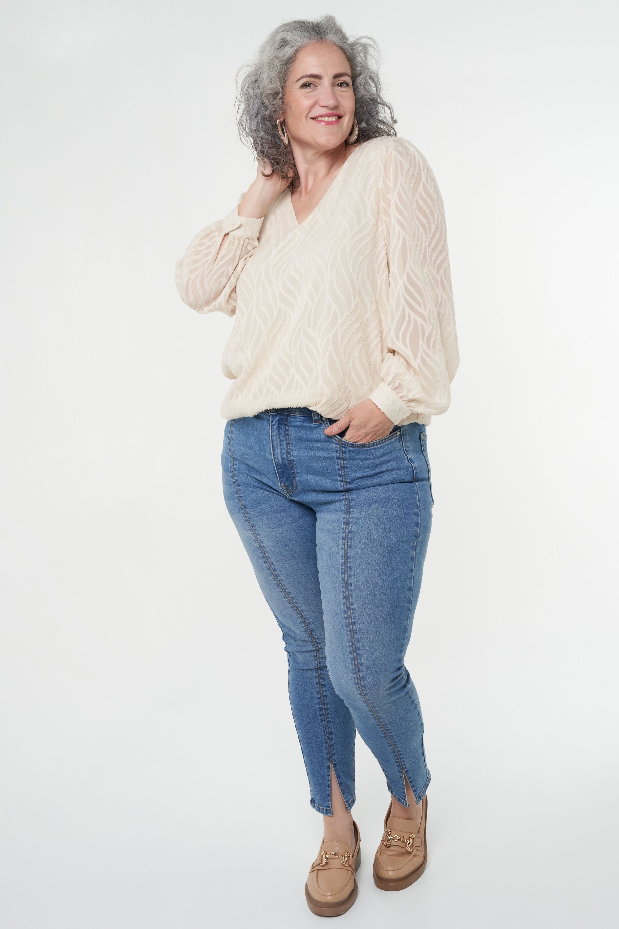 Skinny-Jeans mit Schlitzdetails  image number 7