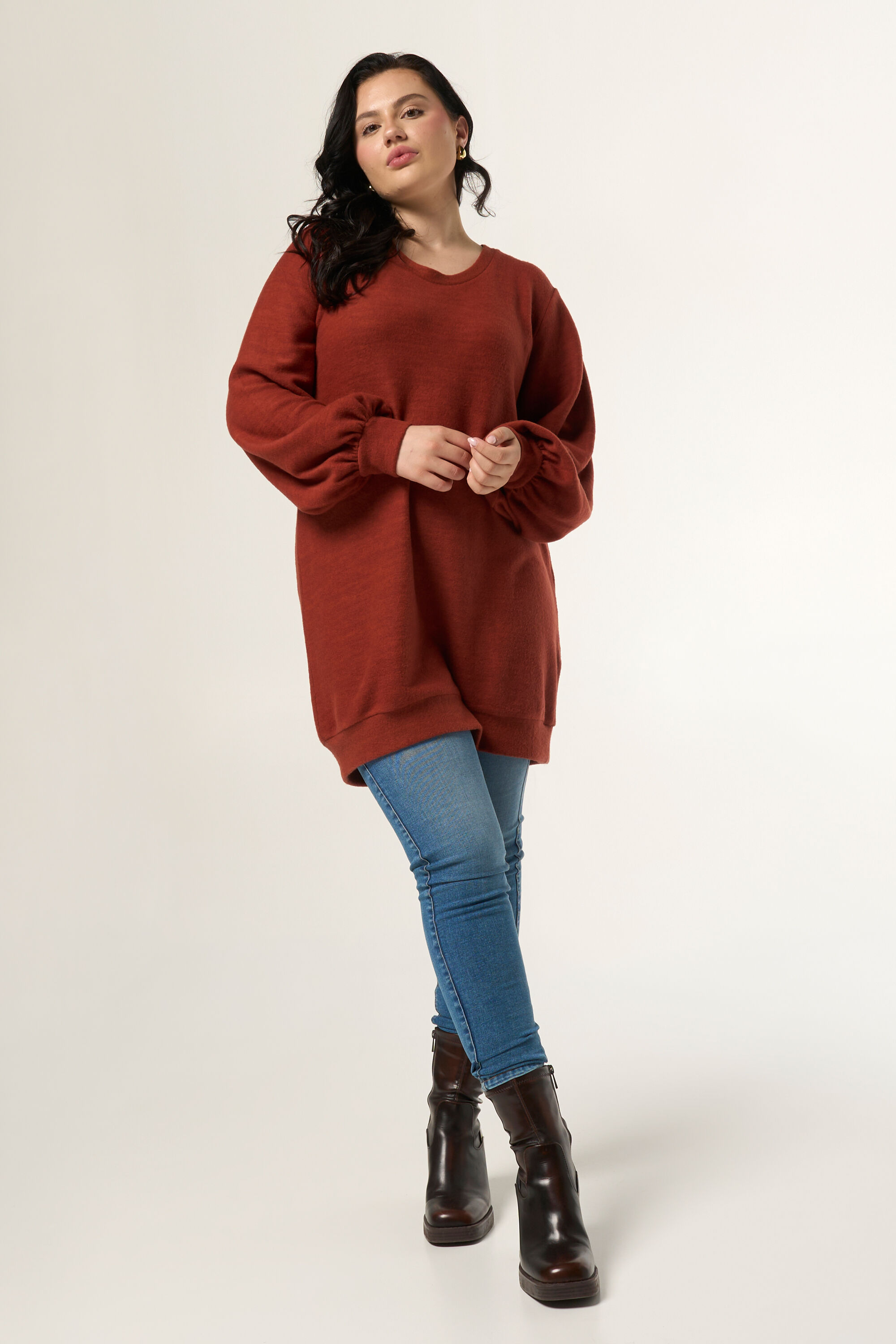 Langer Pullover mit Ballon&auml;rmeln image number 5