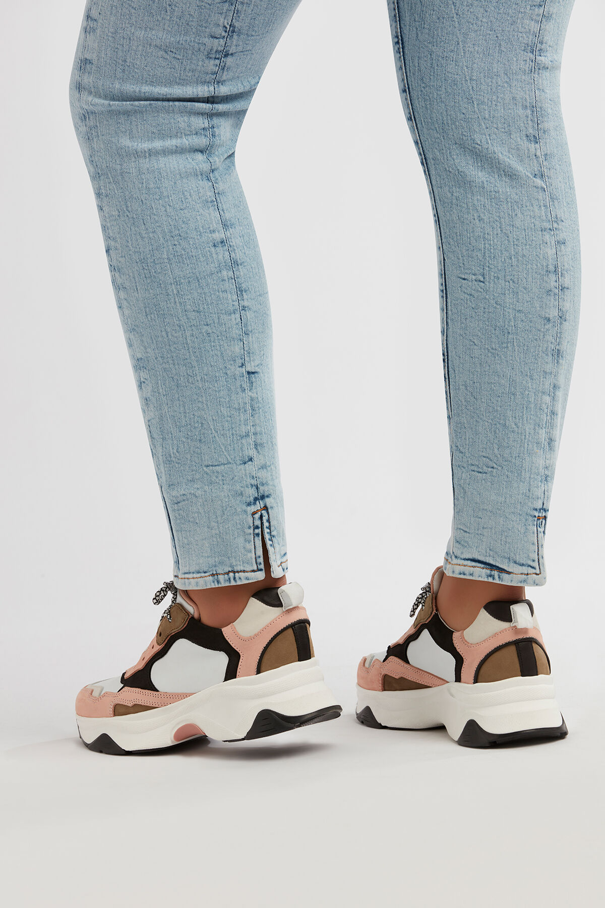 IRIS geschlitzte Jeans mit d&uuml;nnem Bein  image number 5