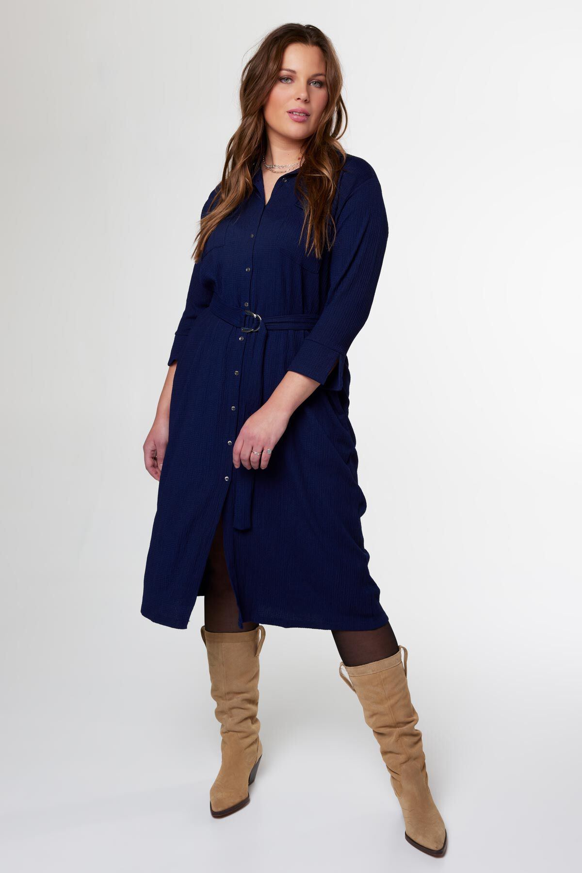 Kleid mit strukturiertem Stoff  image number 0