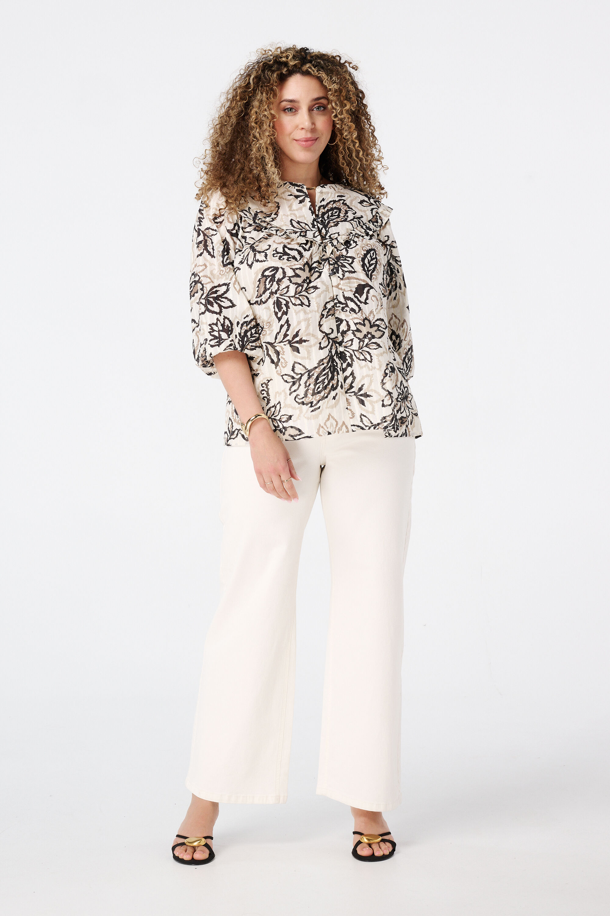 Top mit metallischen Verzierungen und Print image number 5