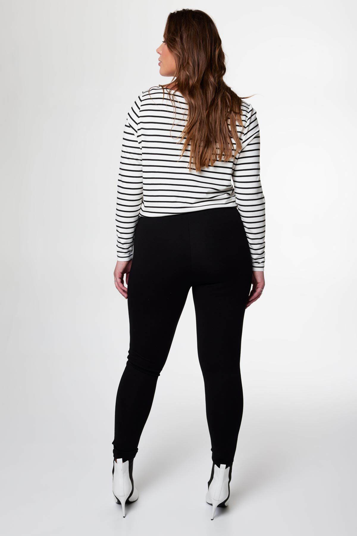 Treggings mit Kn&ouml;pfen image number 3