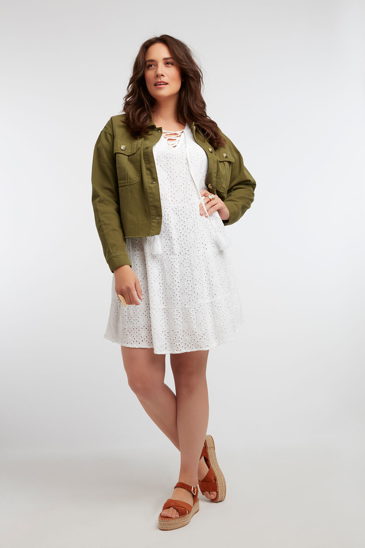 Tunika-Kleid mit Lochstickerei image number 6