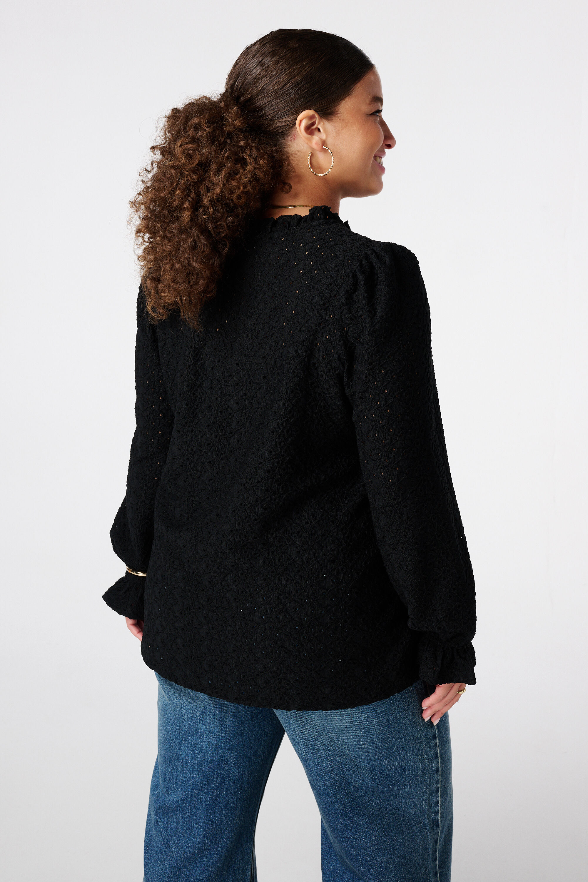 Oberteil mit Stickerei image number 3