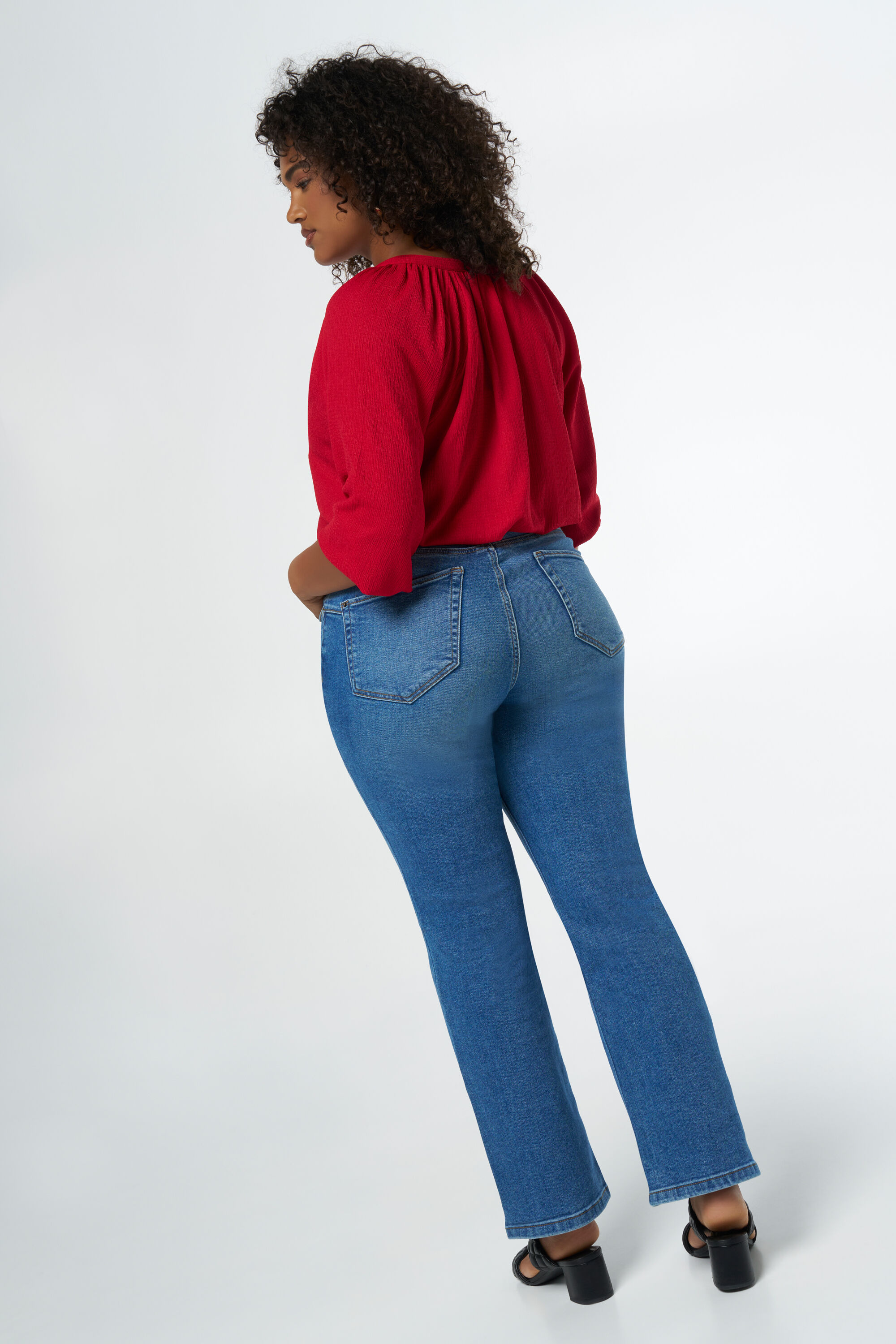 Jeans mit geradem Bein image number 3