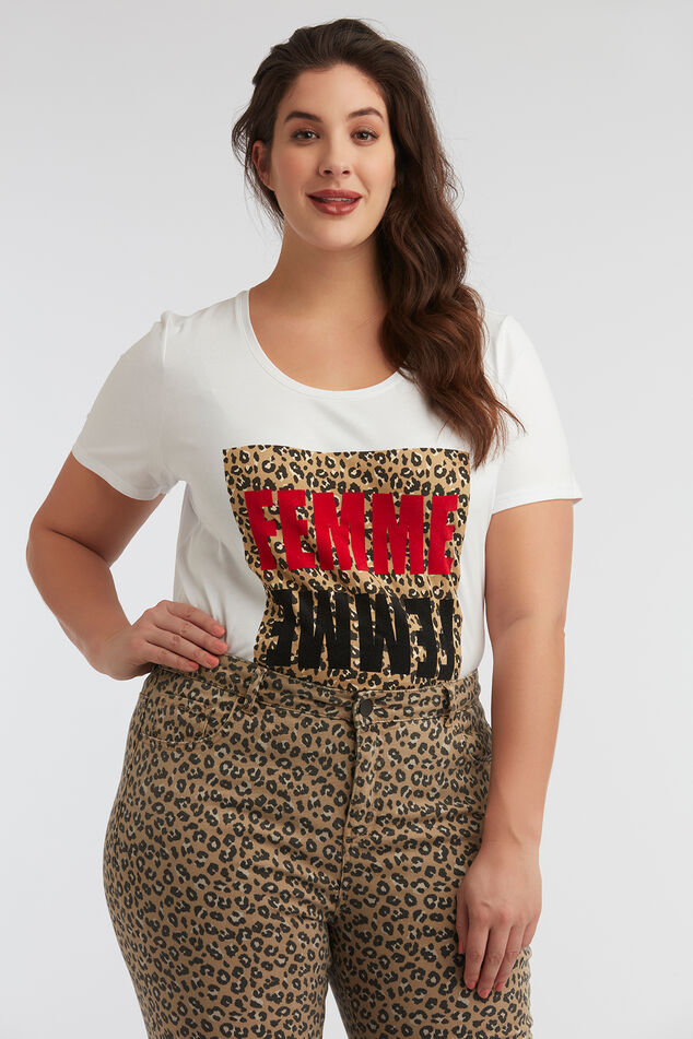 T-Shirt mit Motiv image number 0